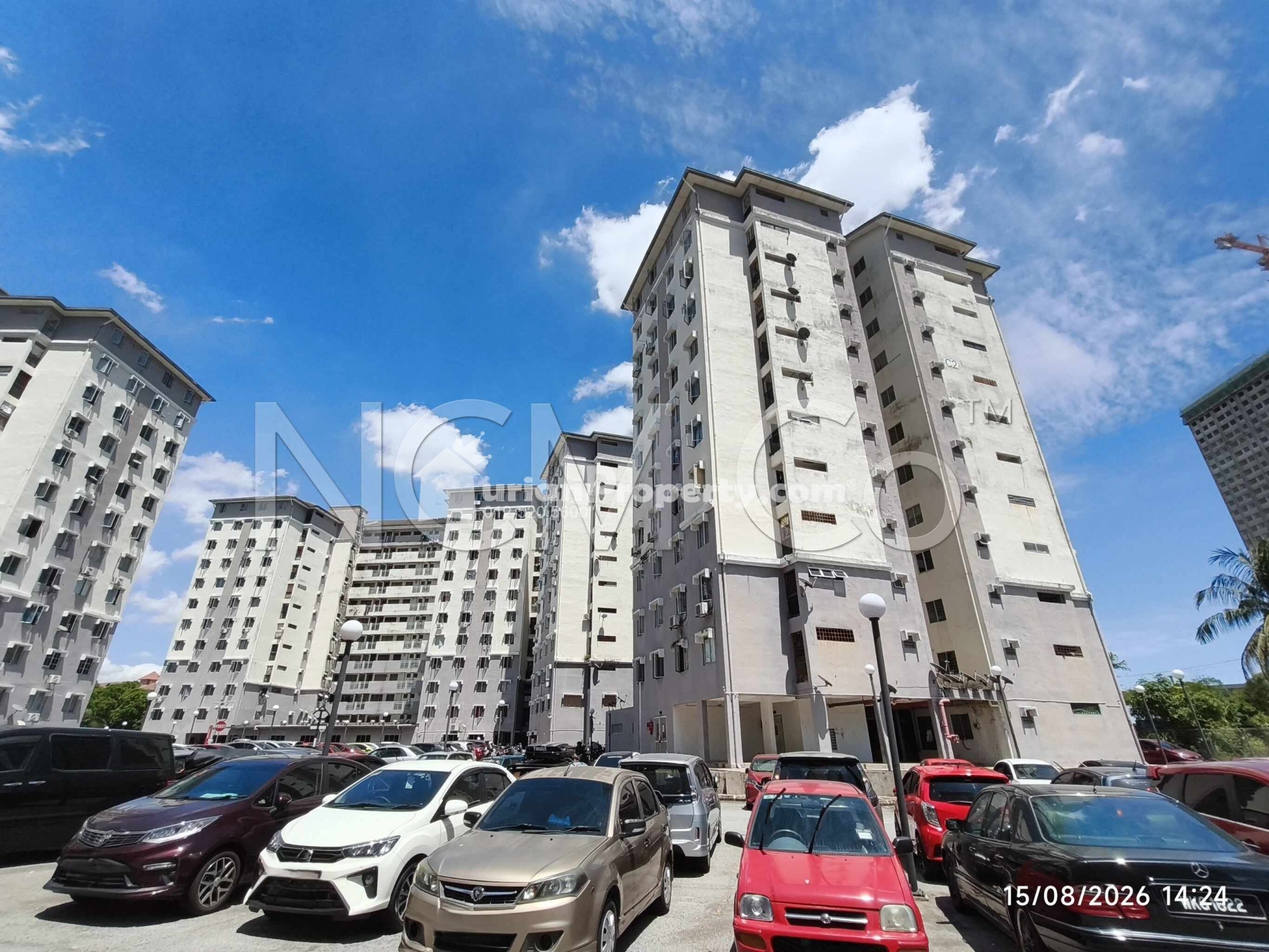 Apartment For Auction at Pangsapuri Putra Harmoni
