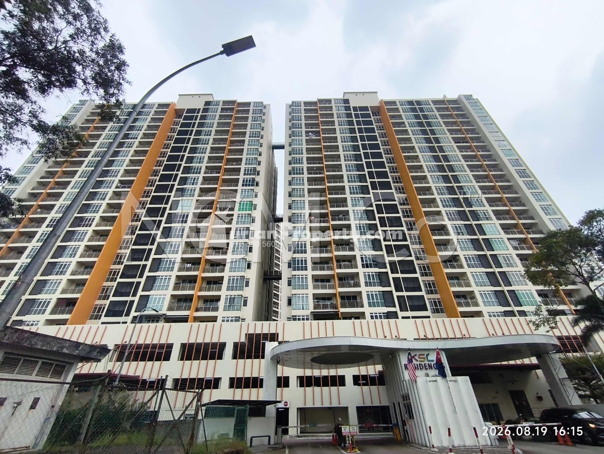 Serviced Residence For Auction at KSL Residences @ Daya