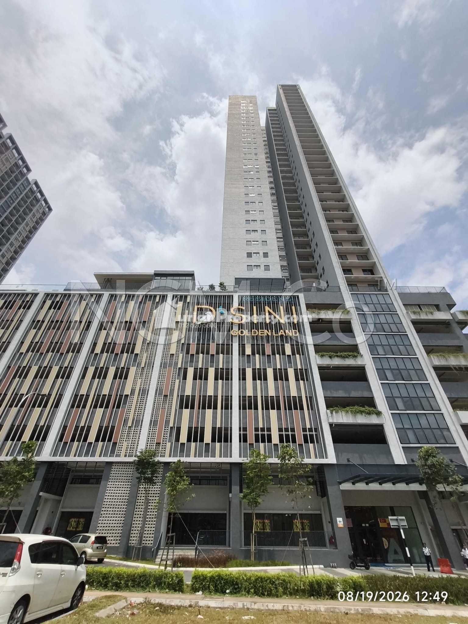 Serviced Residence For Auction at D'Sini Residences