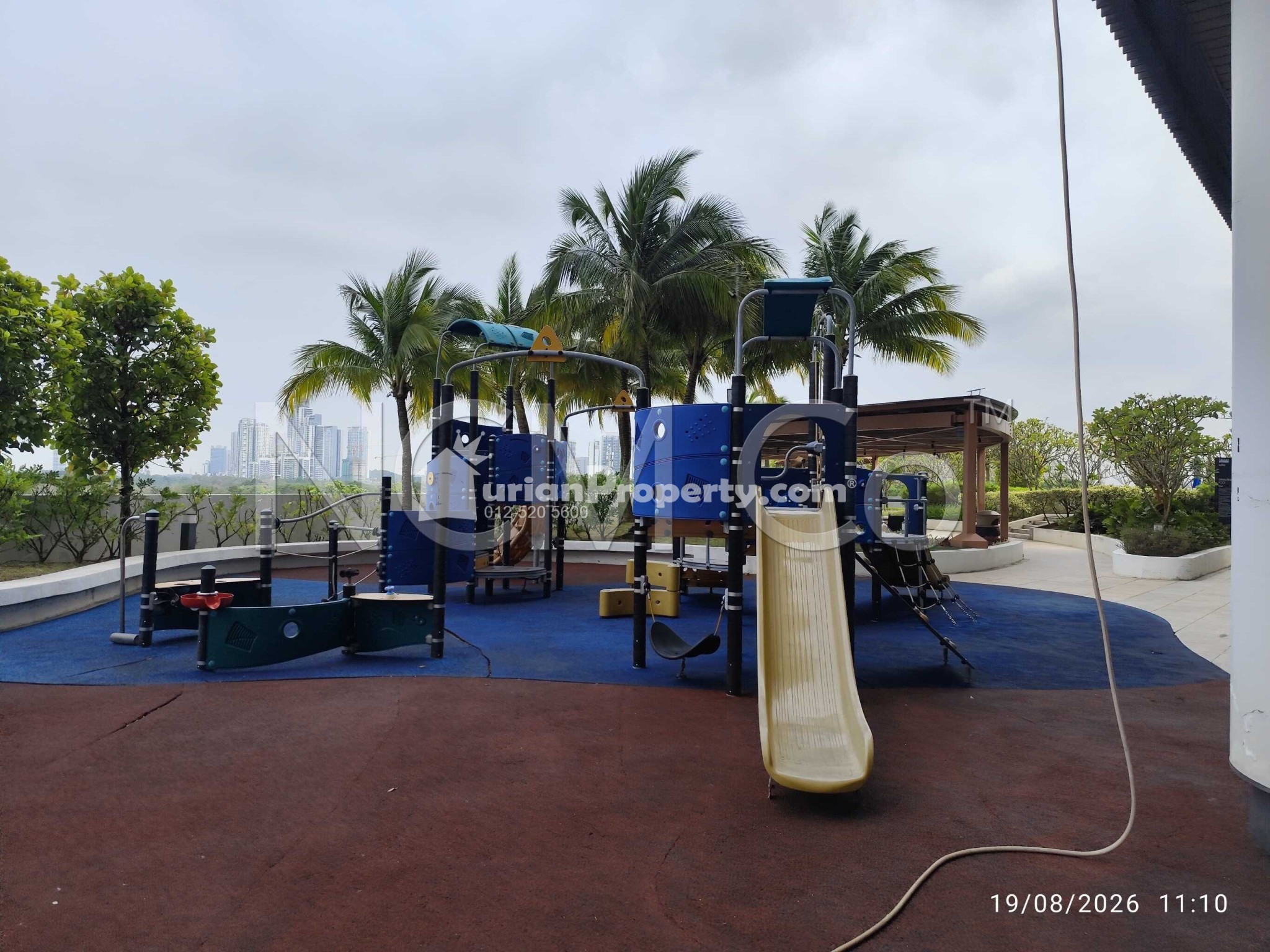 Serviced Residence For Auction at Almas