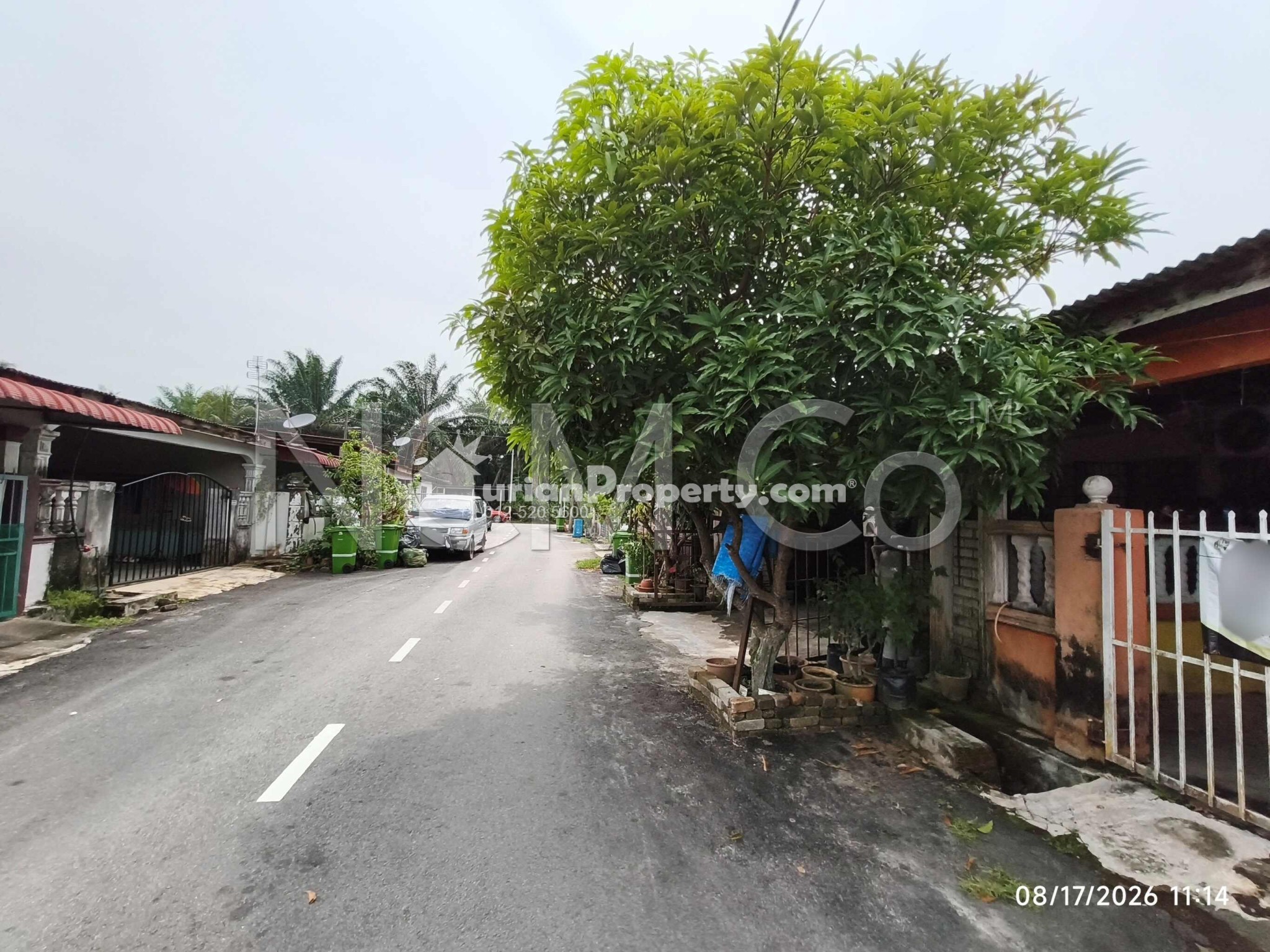 Terrace House For Auction at Taman Seri Mahkota Aman