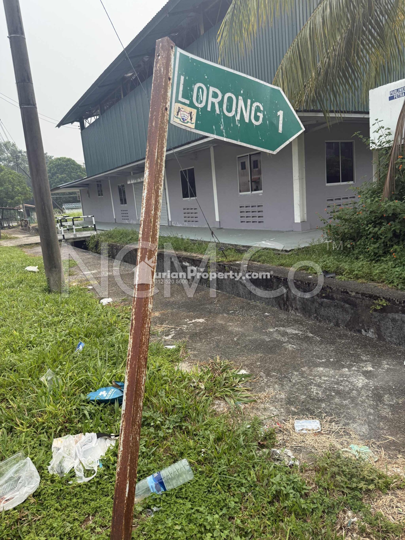 Flat For Auction at Taman Orchidwood