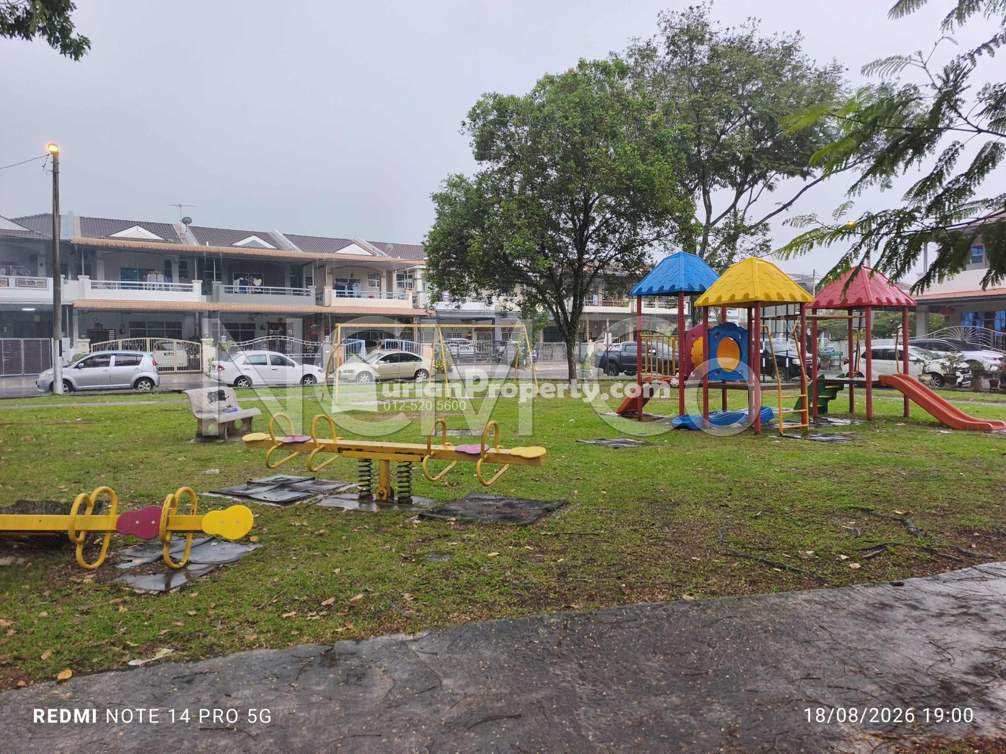 Terrace House For Auction at Taman Seri Bayan
