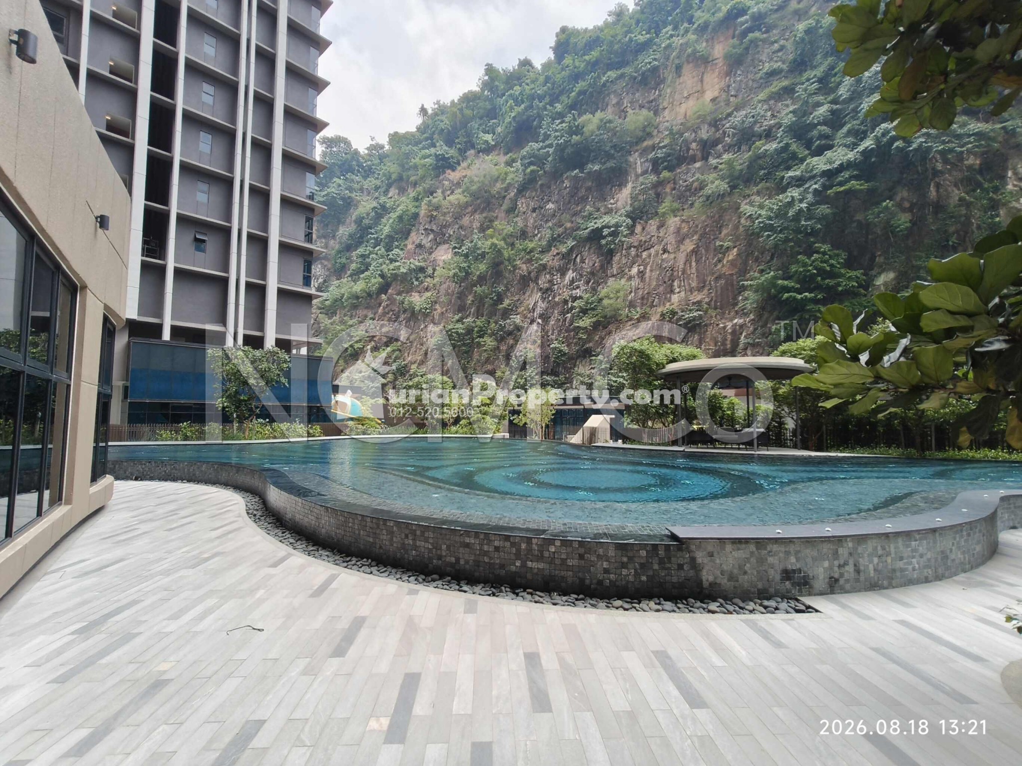 Serviced Residence For Auction at D'Terra Residences