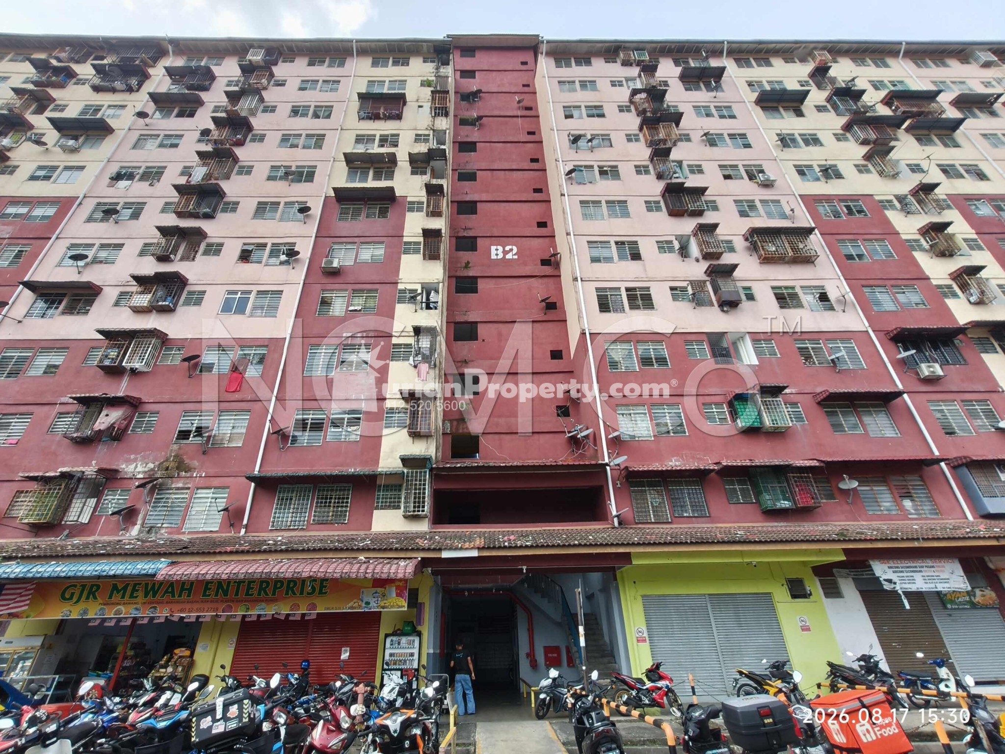 Apartment For Auction at Pangsapuri Desa Lembah Permai