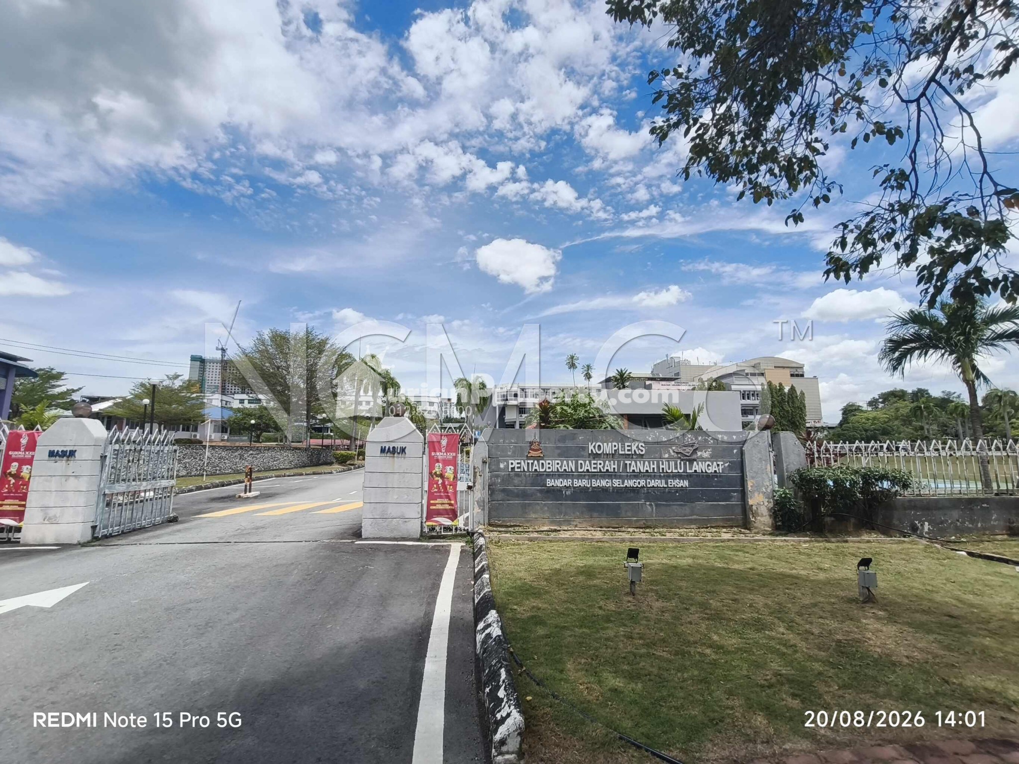 Condo For Auction at 9ine