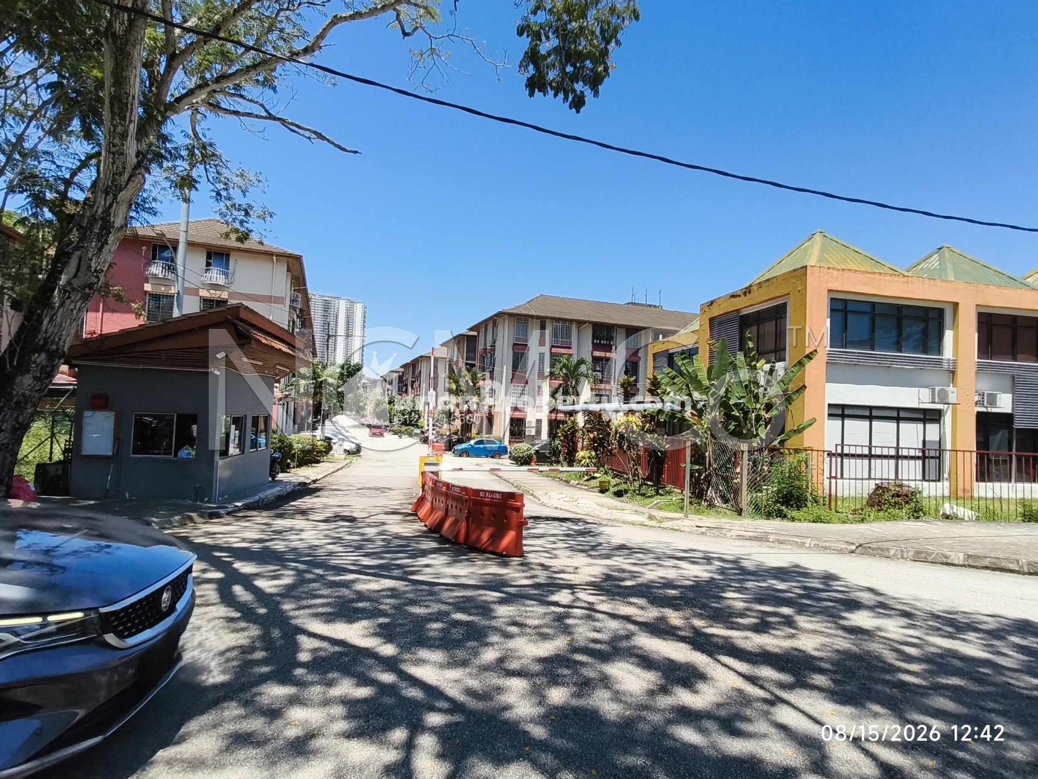 Apartment For Auction at Rampai Court