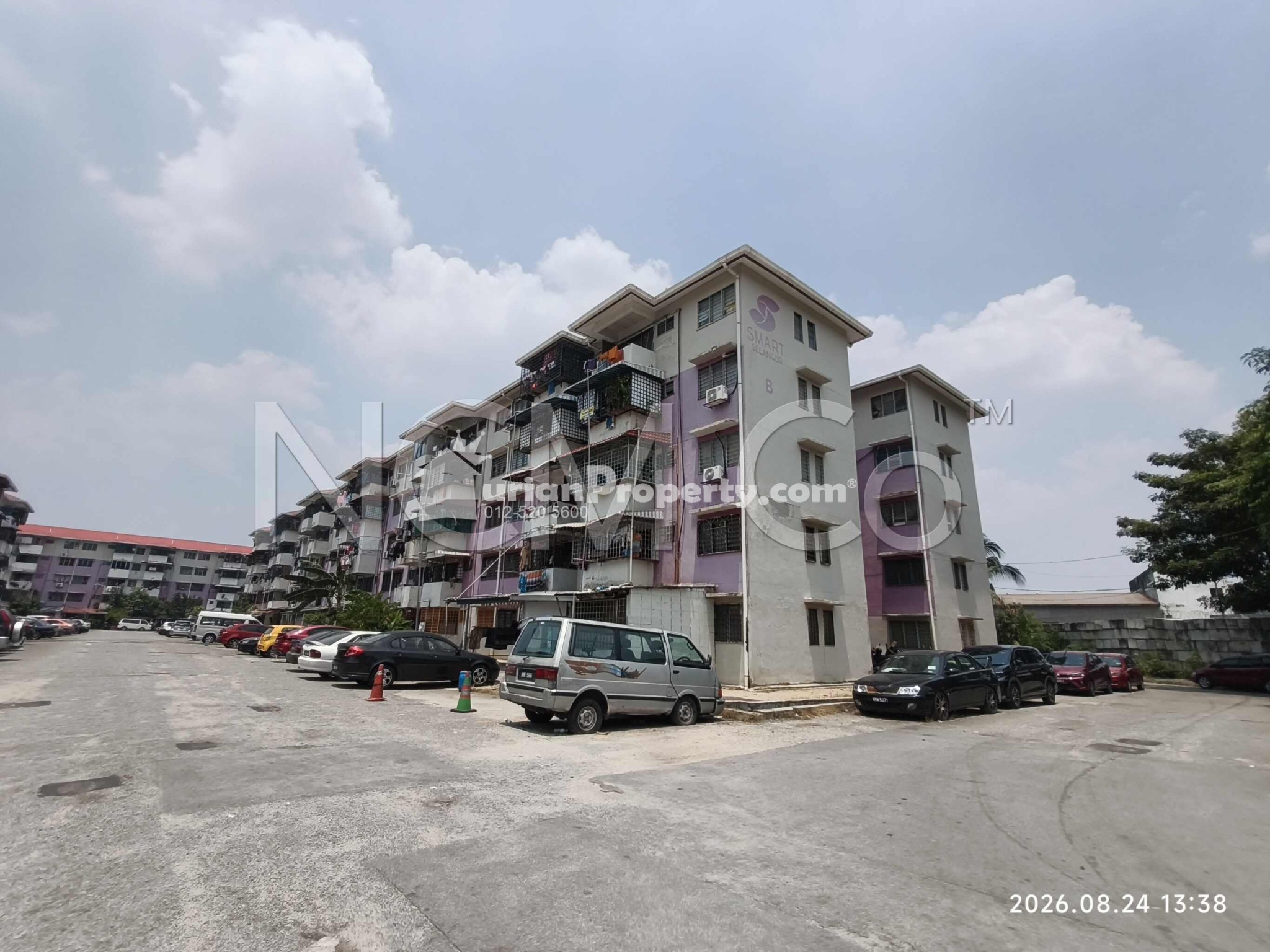 Apartment For Auction at Taman Sri Indah