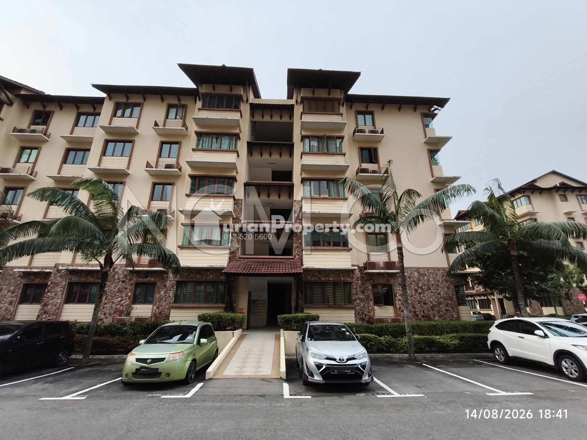 Apartment For Auction at Desa Idaman Residences