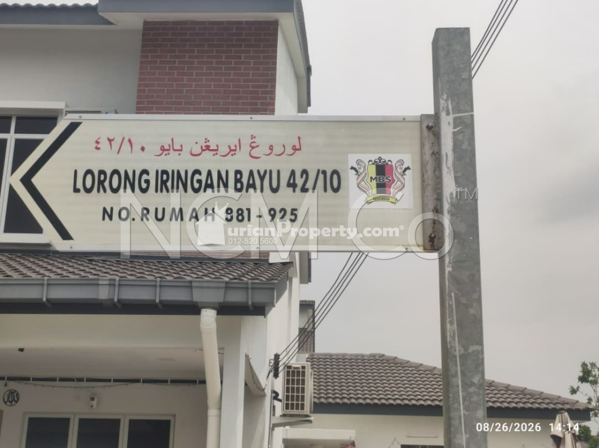 Terrace House For Auction at Iringan Bayu