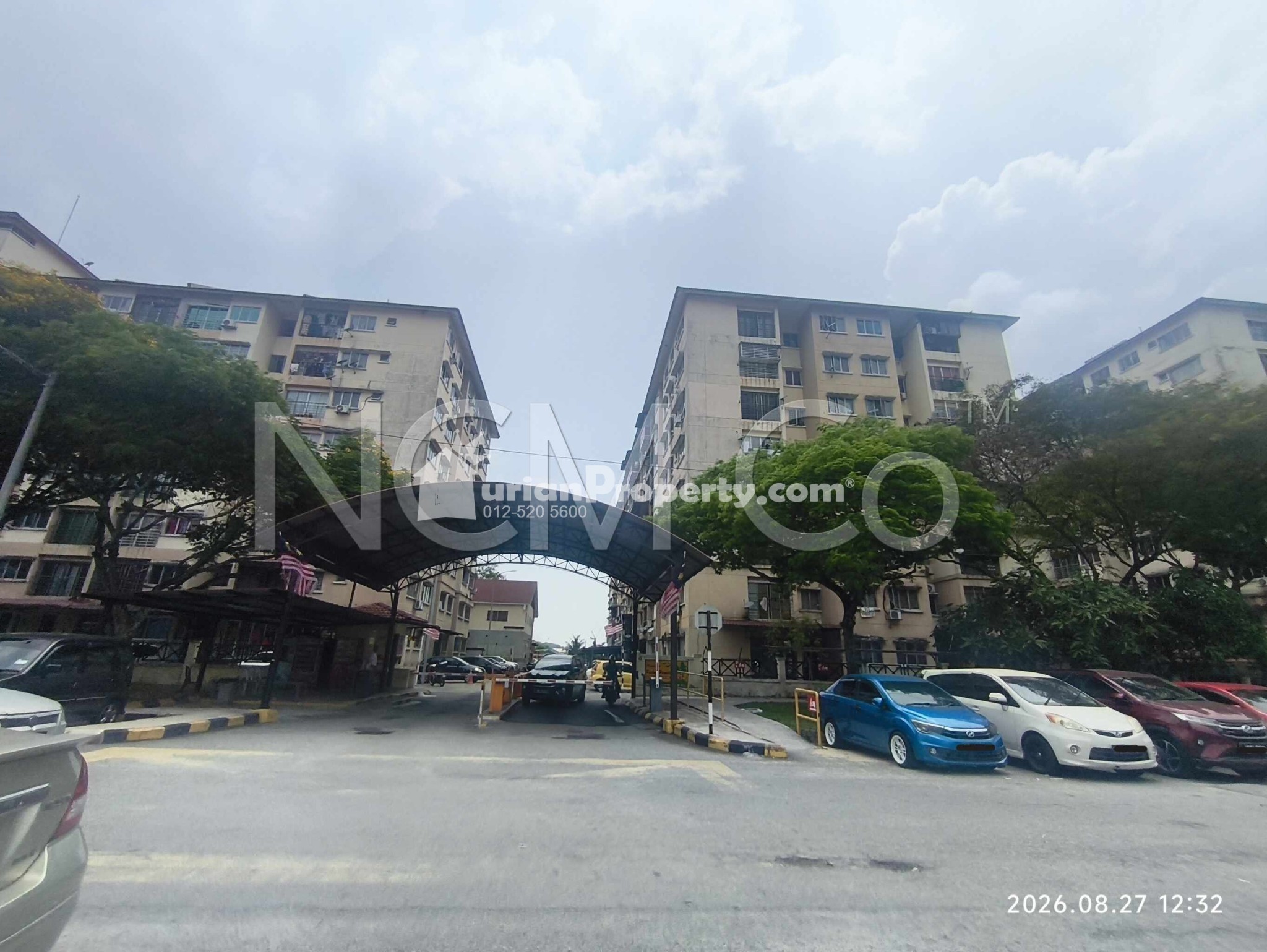 Apartment For Auction at Puchong Permata 1