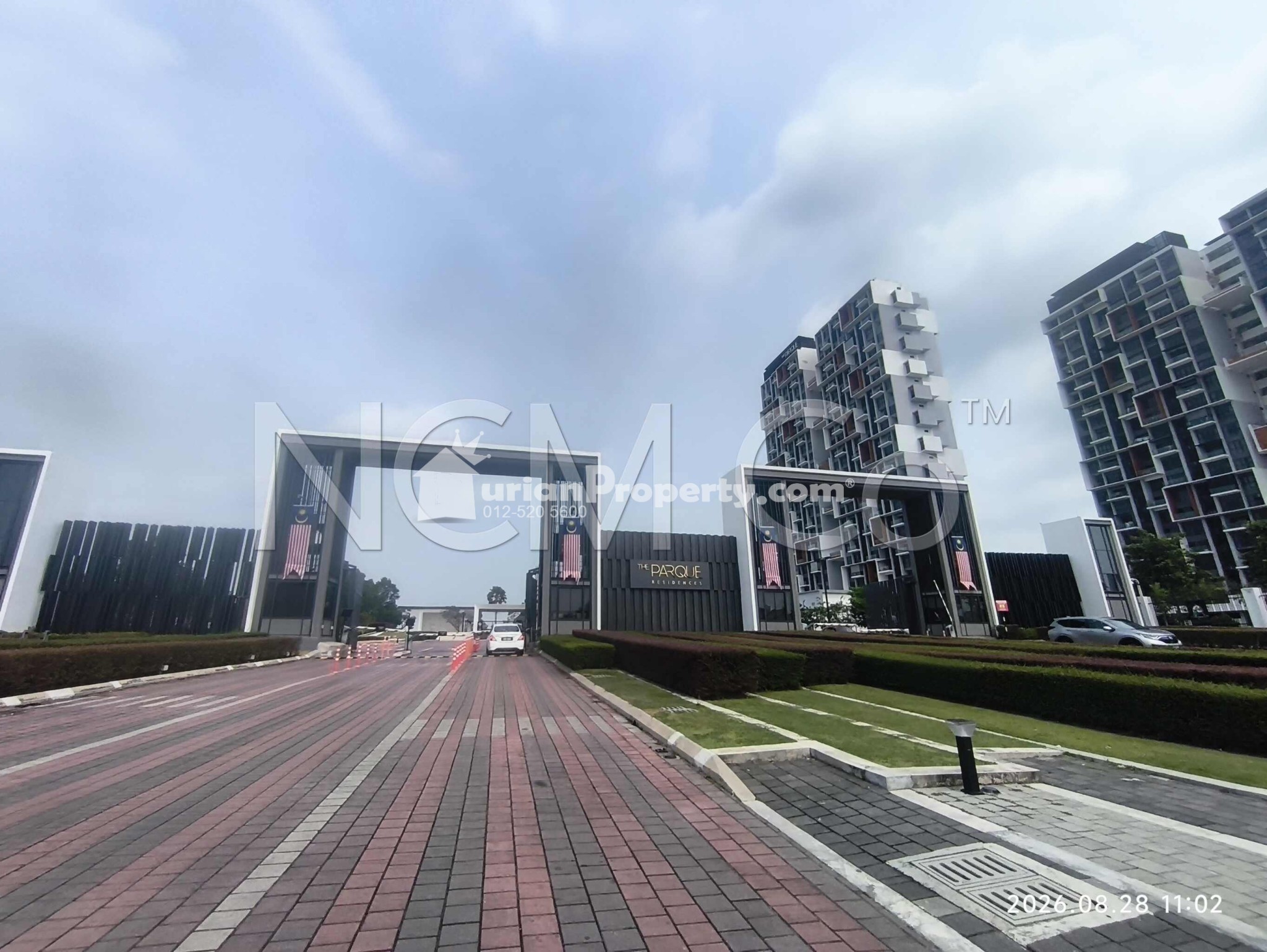 Condo For Auction at The Parque Residences