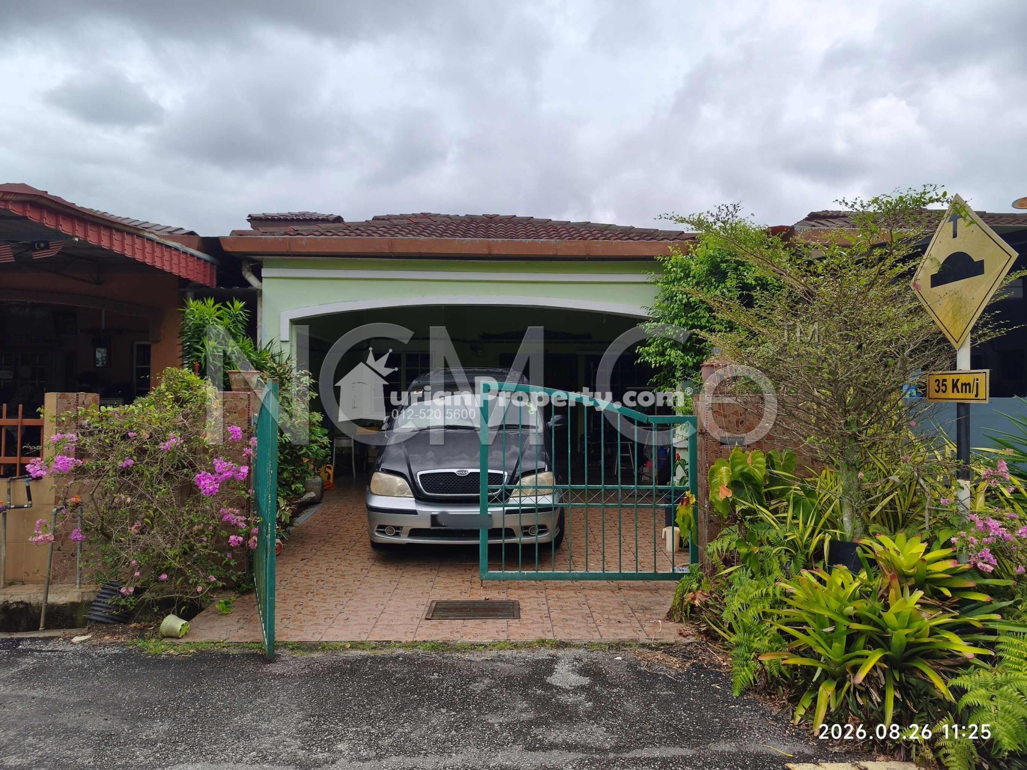 Terrace House For Auction at Taman Bukit Kepayang