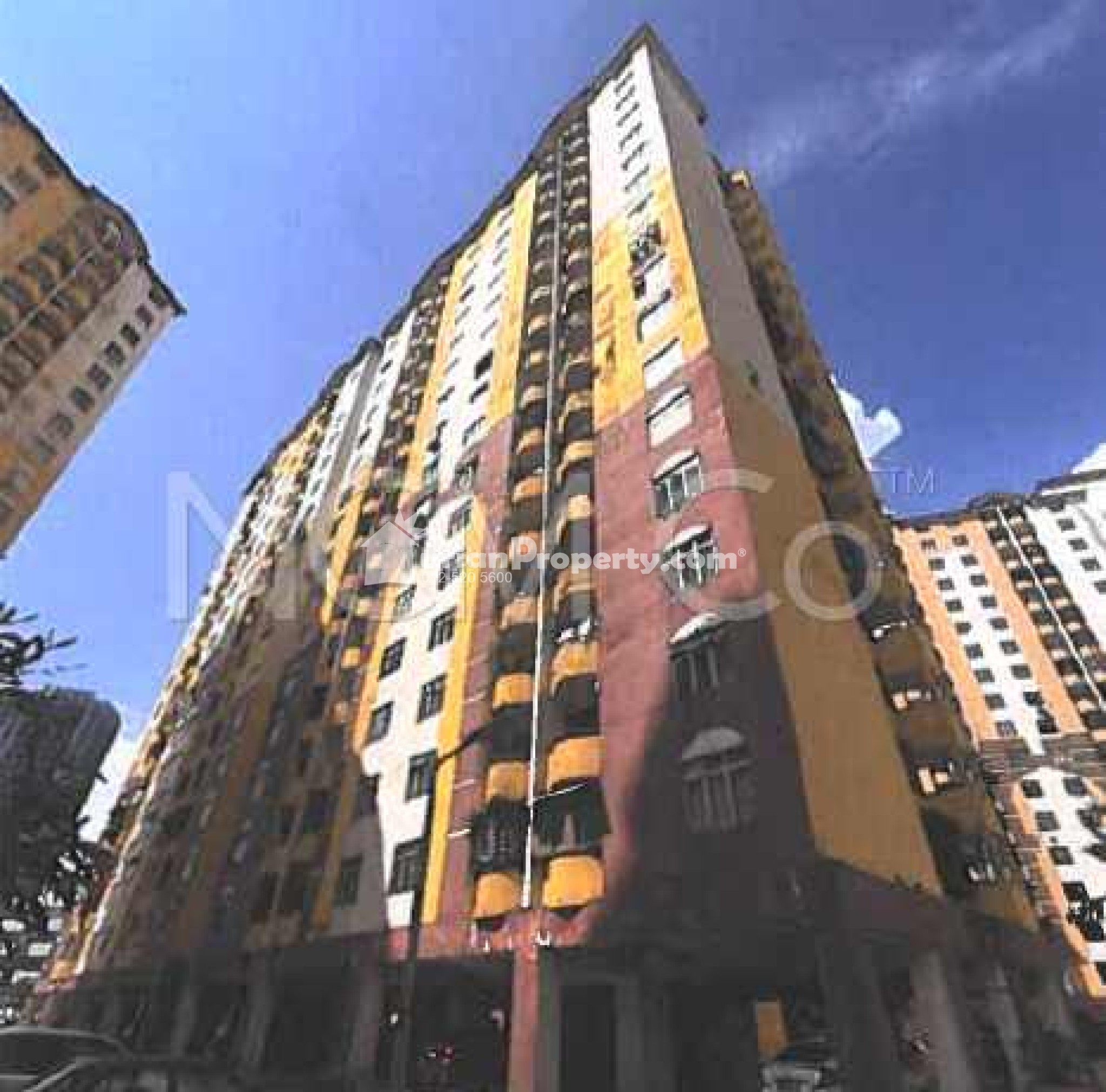 Apartment For Auction at Lagoon Perdana Apartment