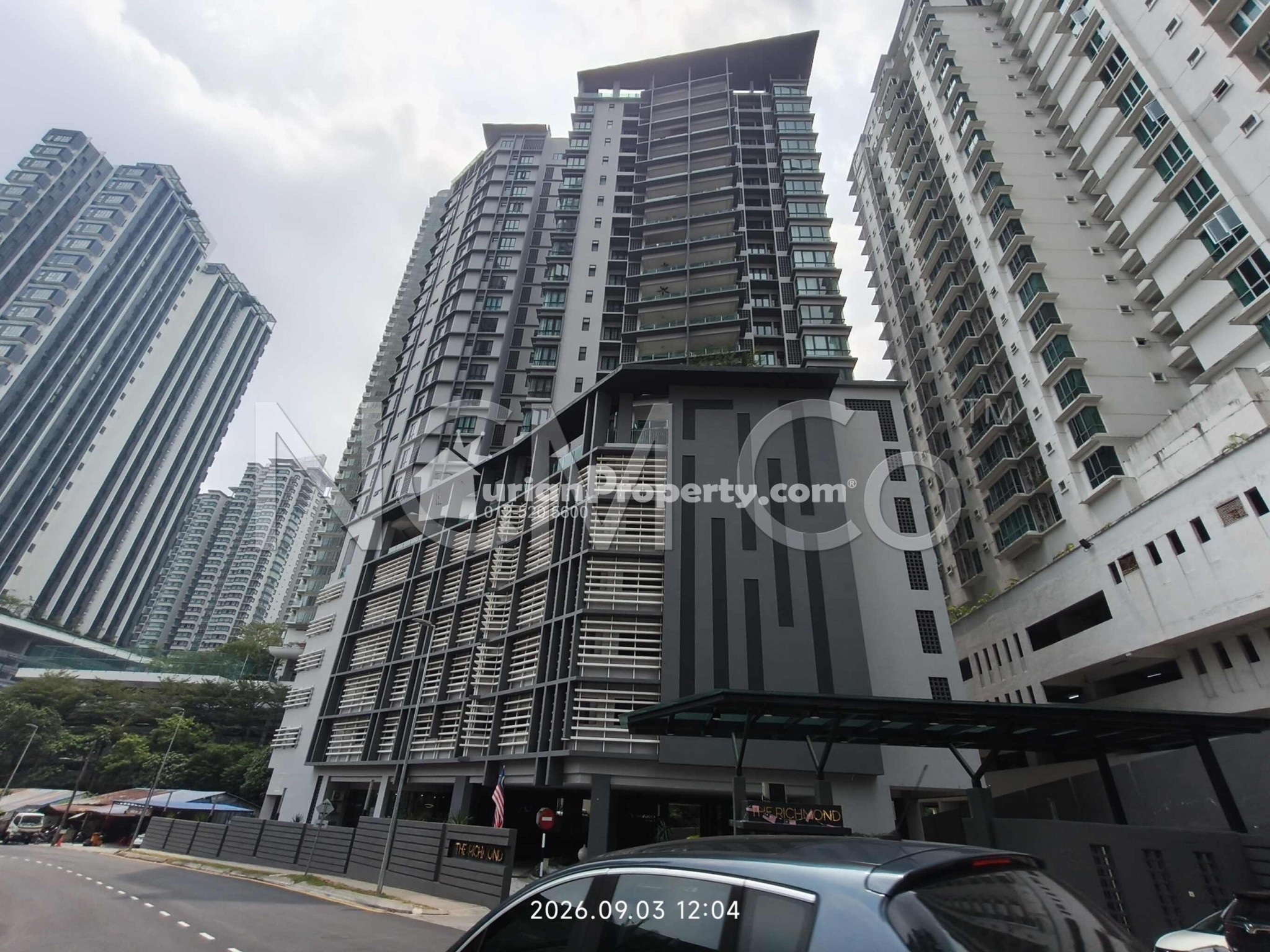 Condo For Auction at Richmond