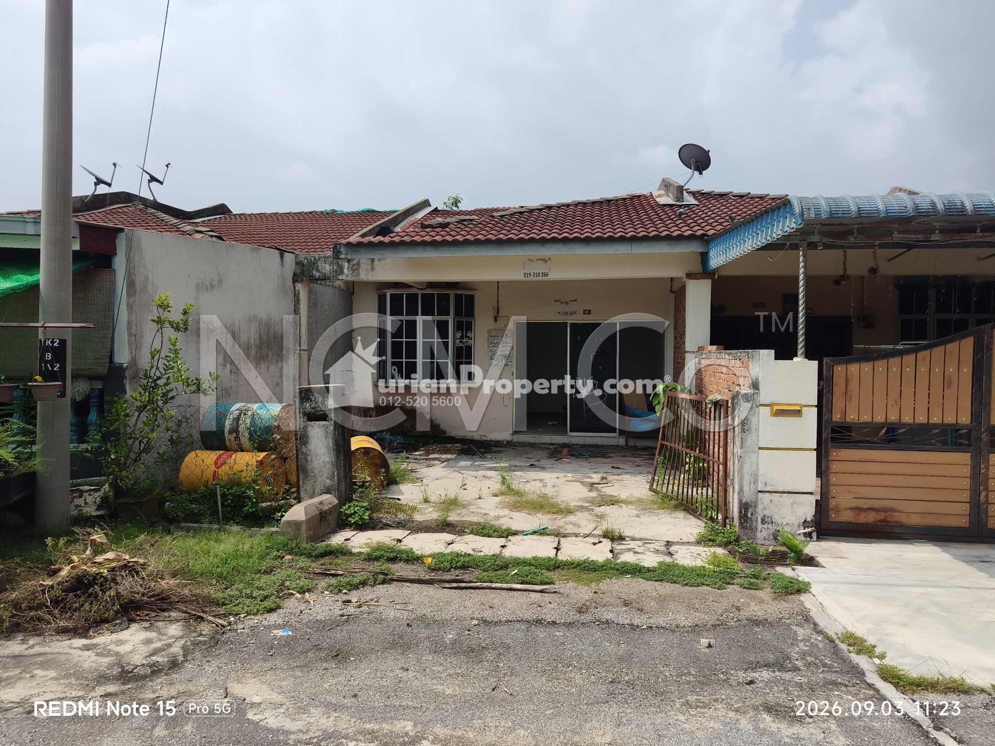 Terrace House For Auction at Taman Kledang