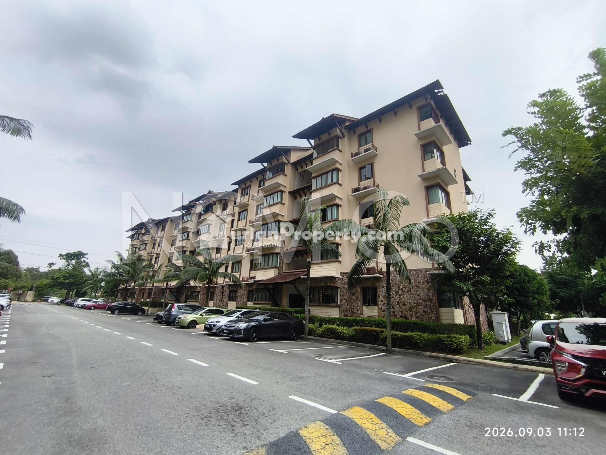 Apartment For Auction at Desa Idaman Residences