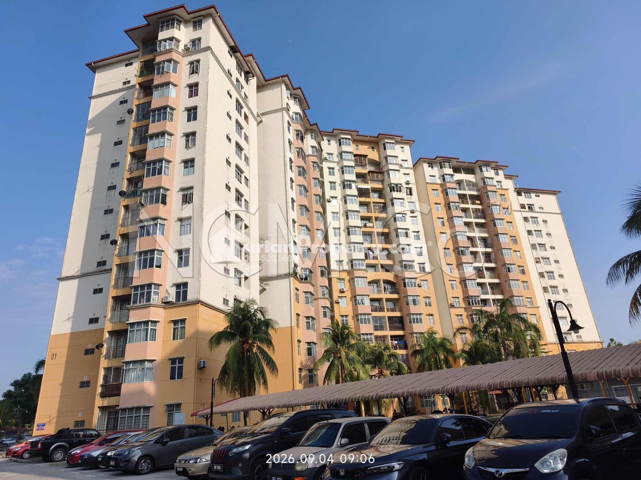 Apartment For Auction at Sri Palma Villa