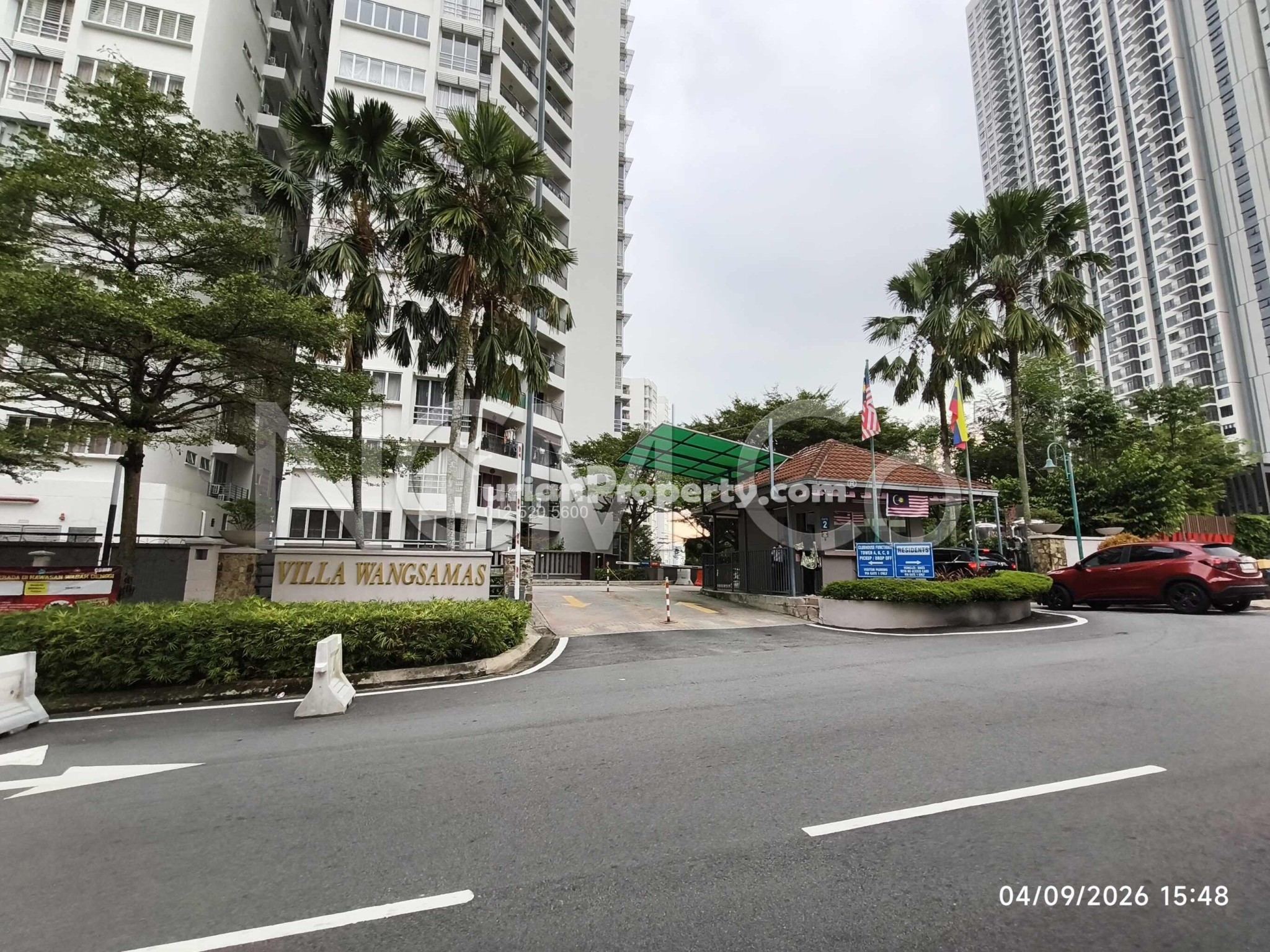Condo For Auction at Villa Wangsamas