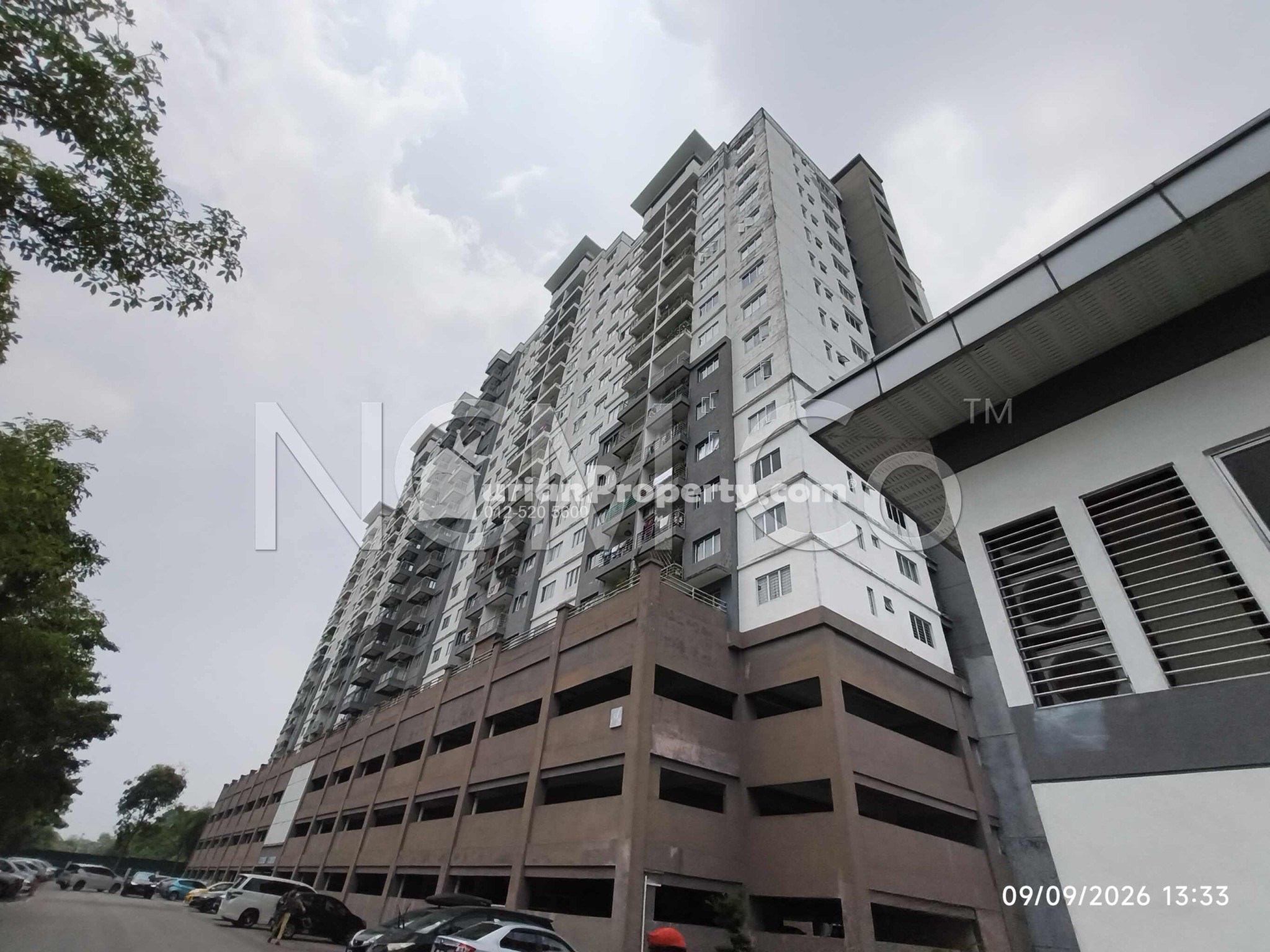 Condo For Auction at Casa Idaman