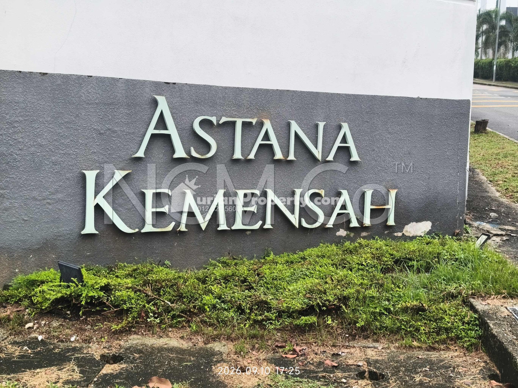 Terrace House For Auction at Astana Kemensah