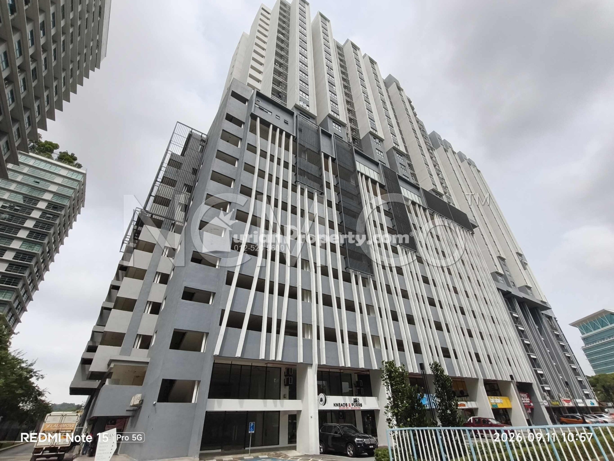 Shop For Auction at DIAN Residency