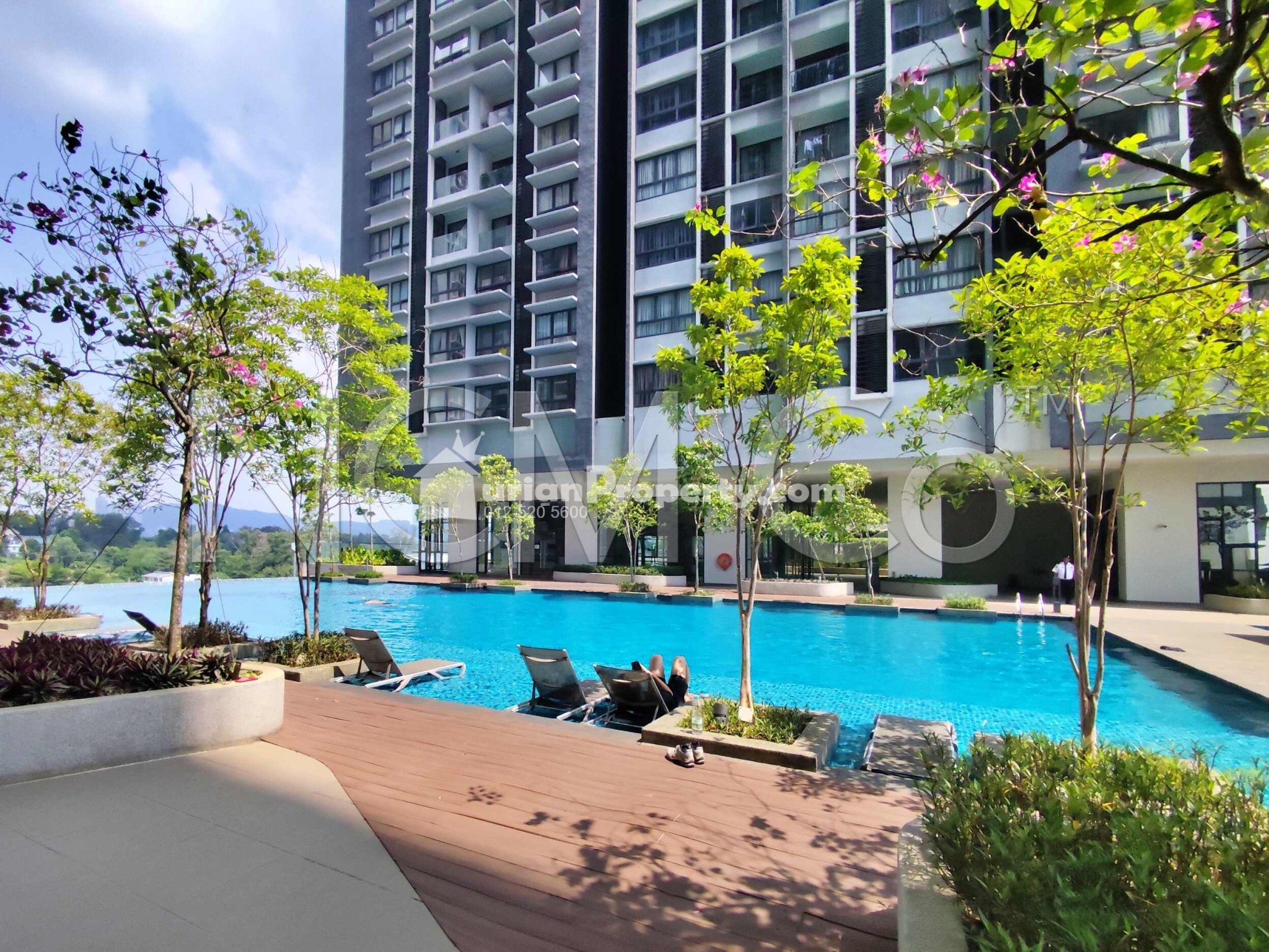 Serviced Residence For Auction at D'Sara Sentral