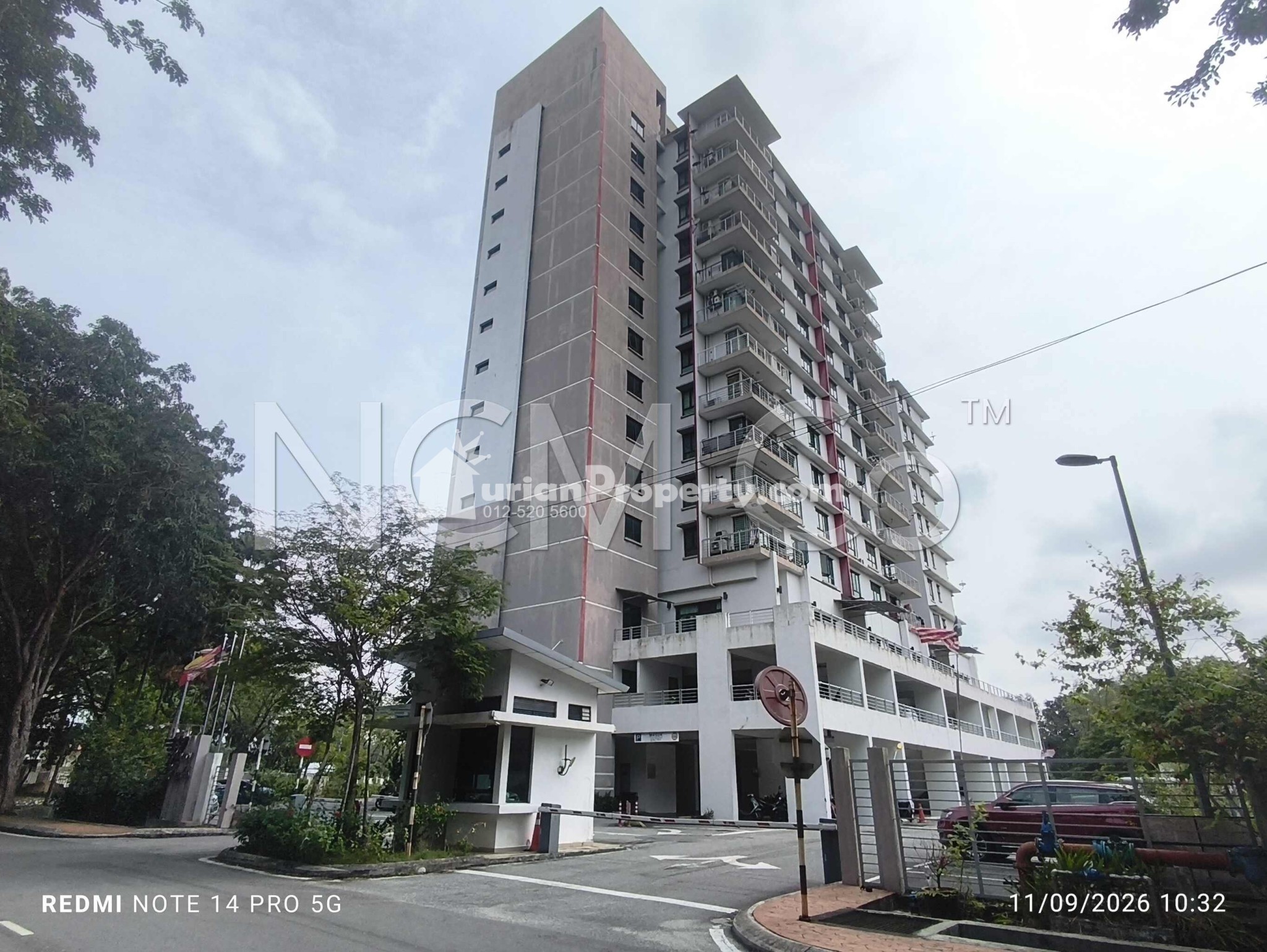 Apartment For Auction at Pinang Heights