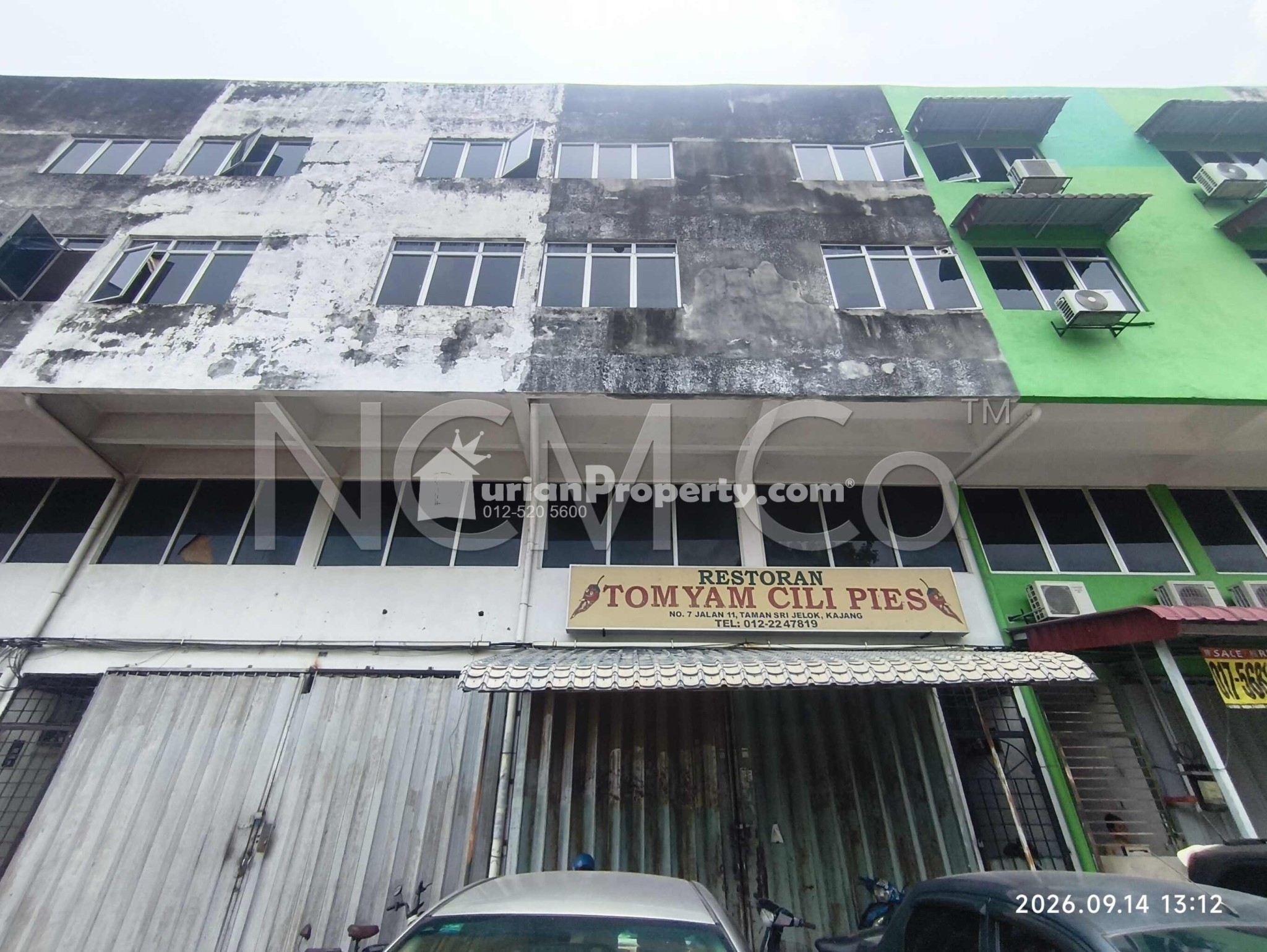 Shop For Auction at Taman Sri Jelok