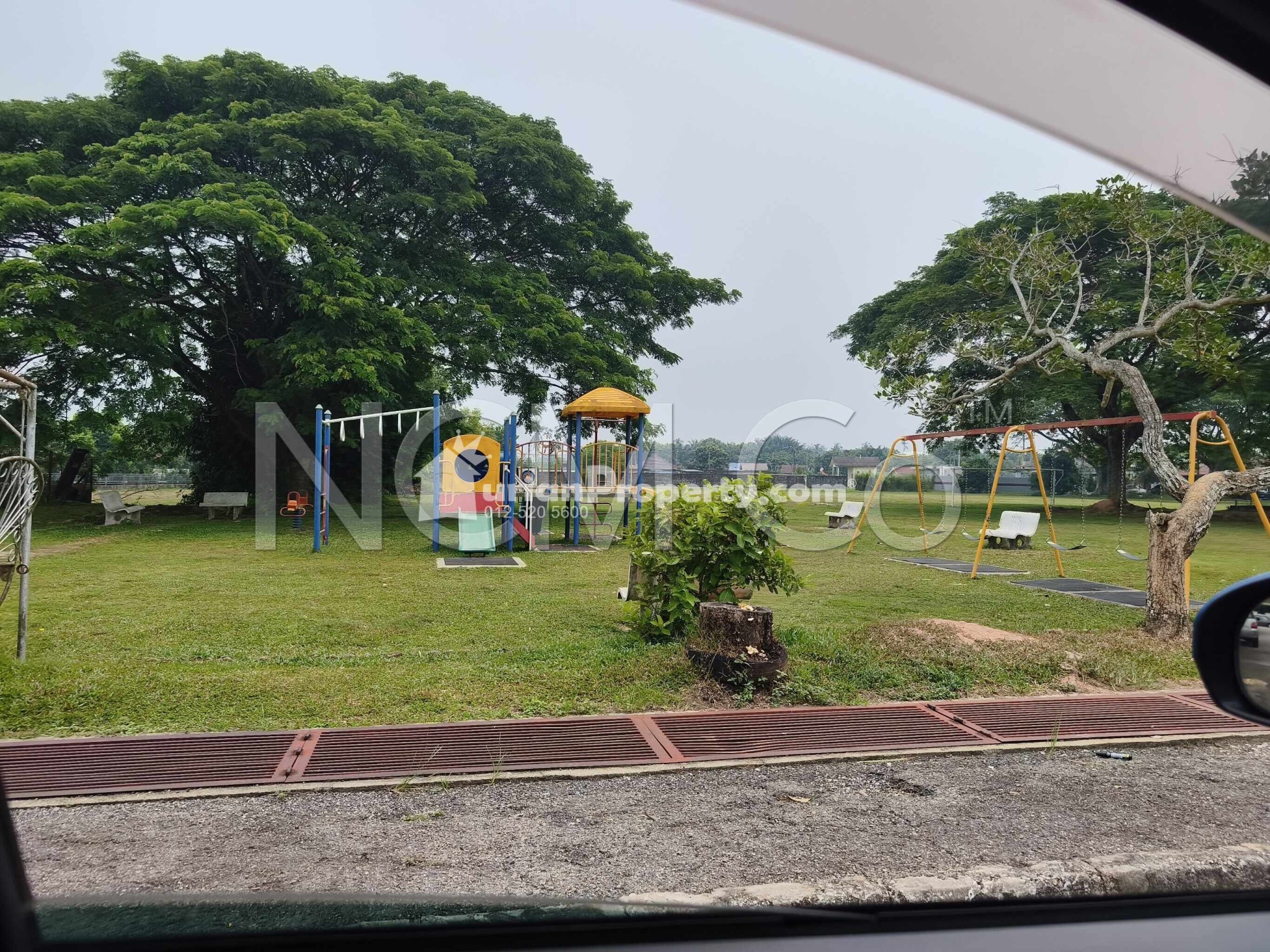 Terrace House For Auction at Taman Seri Desa