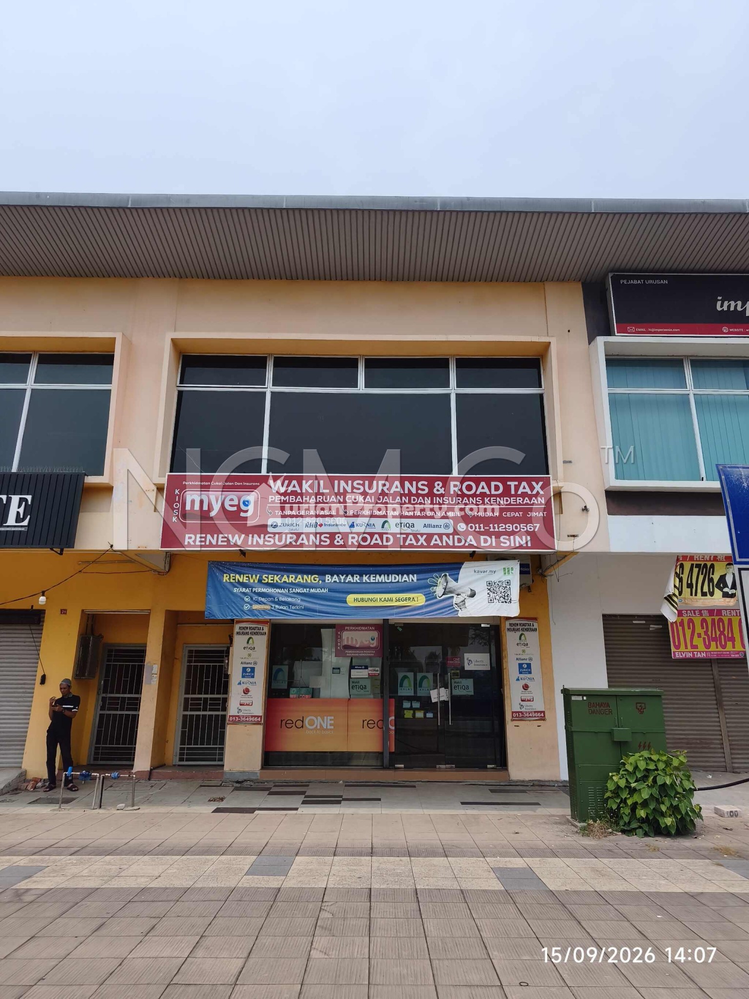 Shop Office For Auction at Peninsula Park