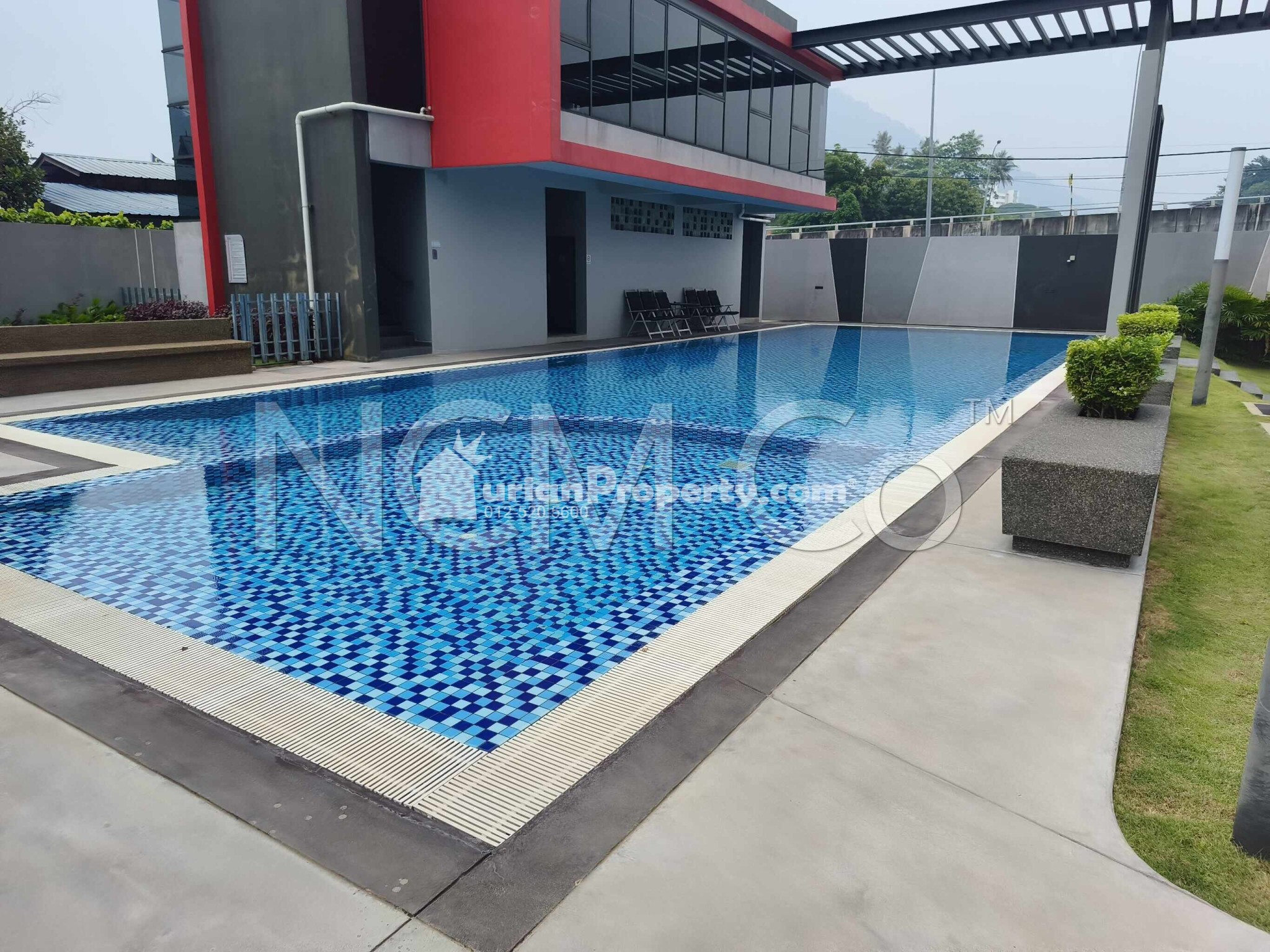 Condo For Auction at Casa Residence
