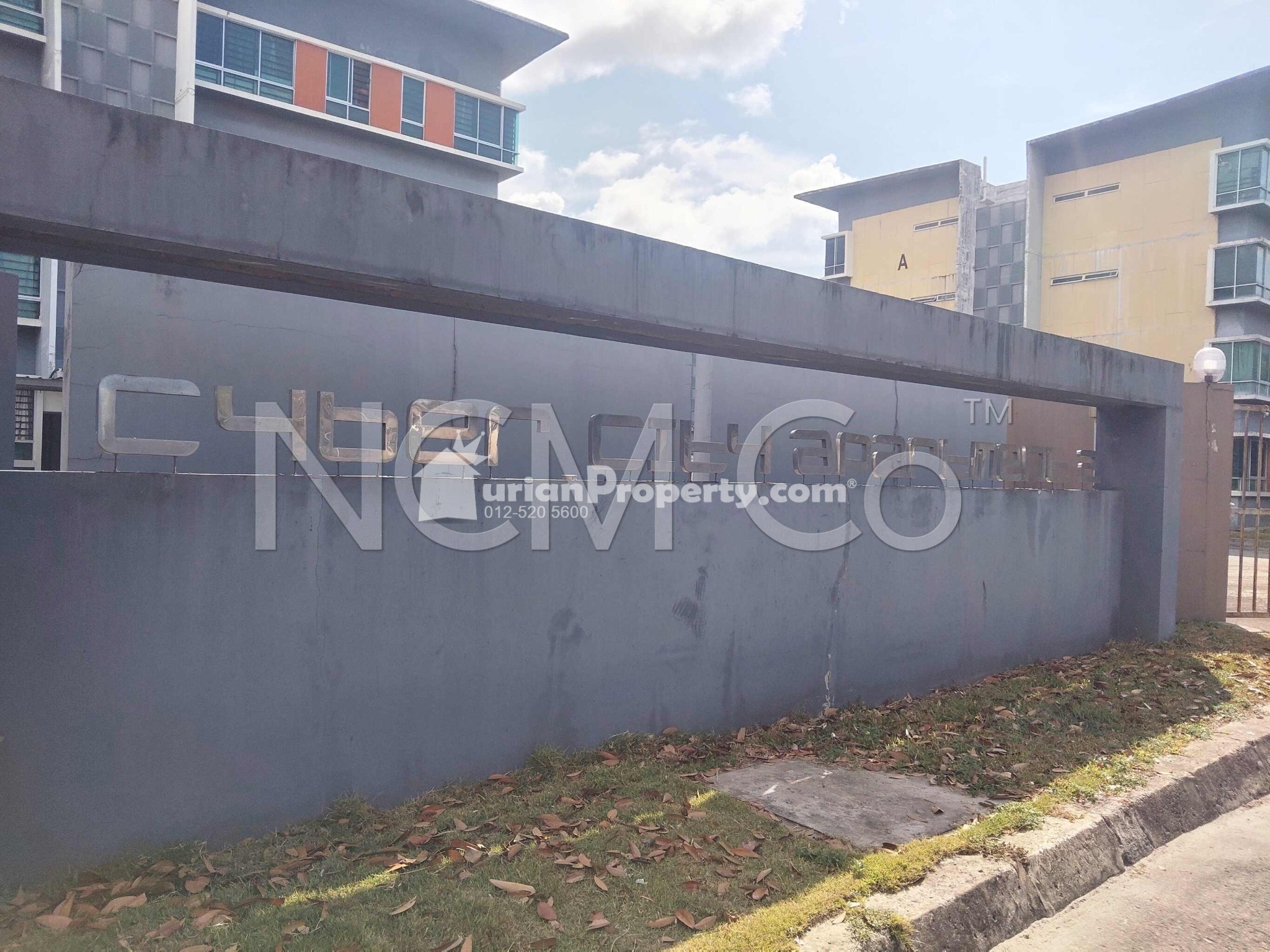 Apartment For Auction at Cyber City Apartments 2