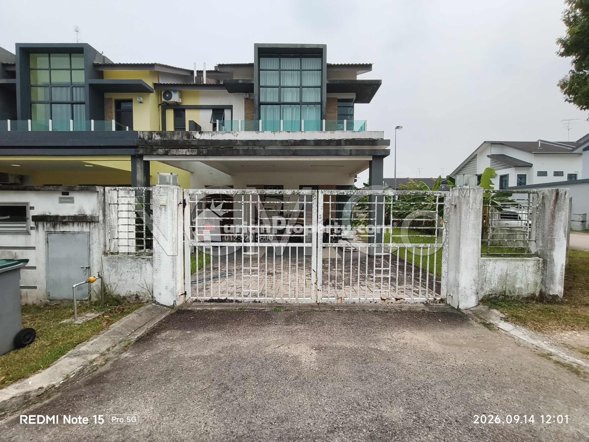 Terrace House For Auction at Bukit Indah
