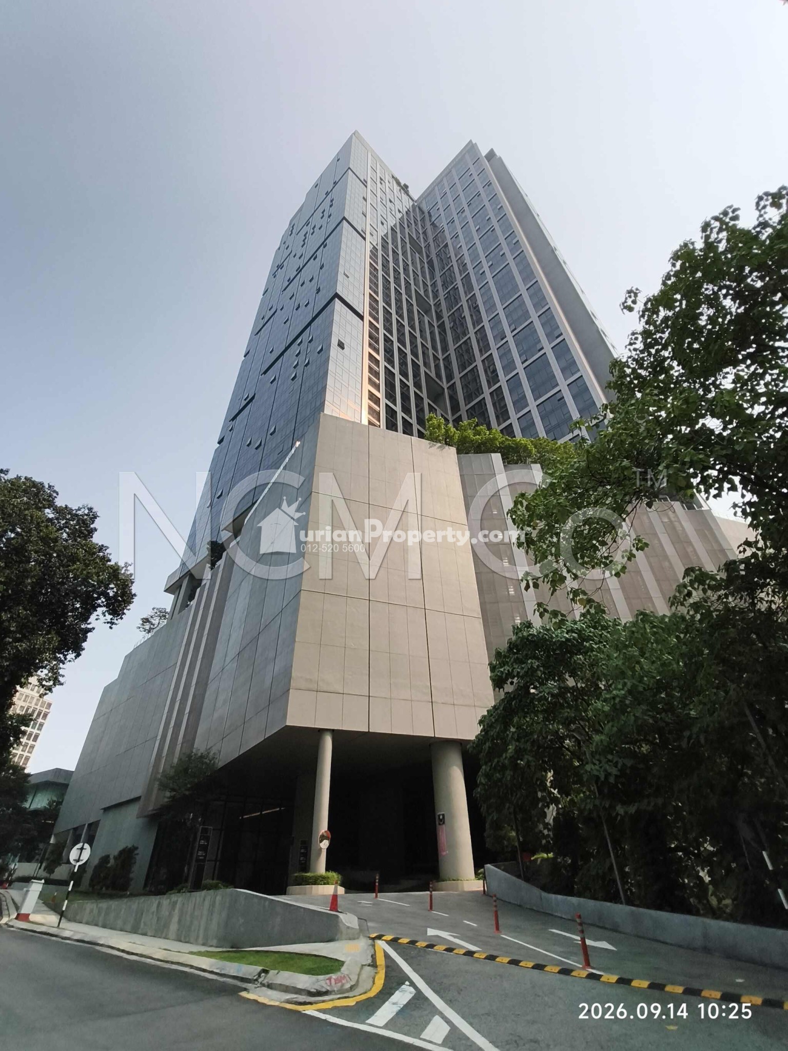 Serviced Residence For Auction at Pavilion Ceylon Hill