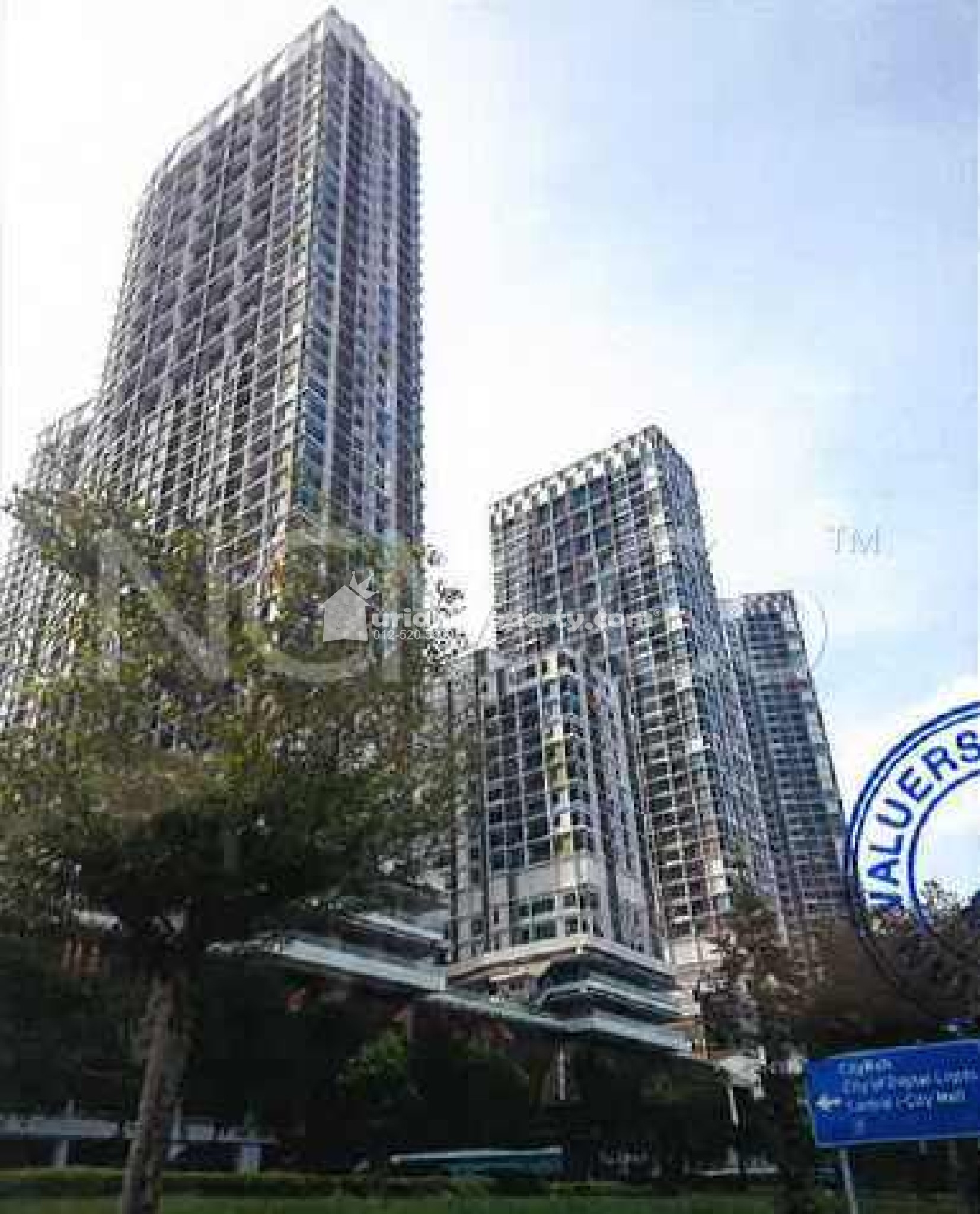 SOHO For Auction at Parisien Tower