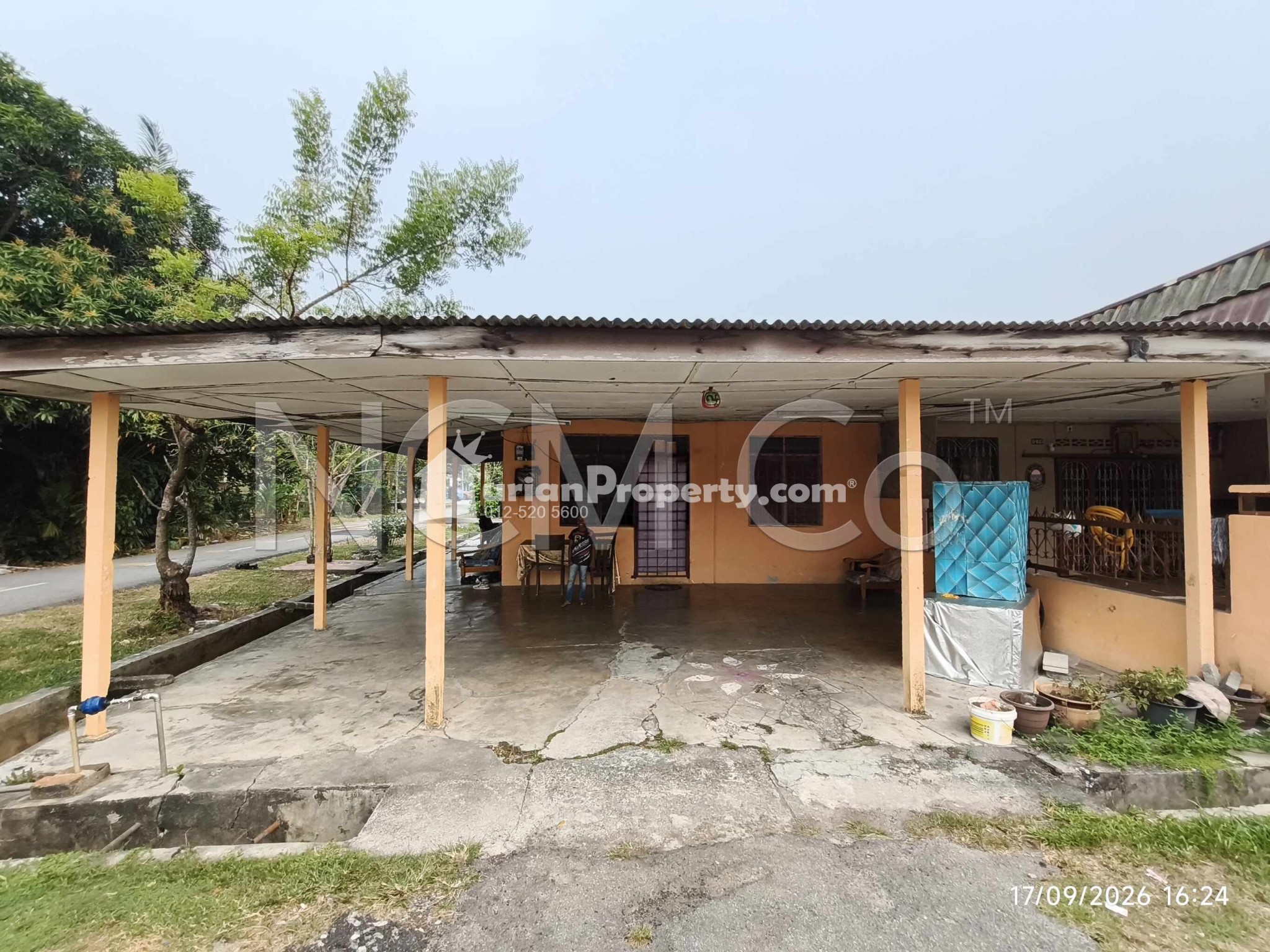 Terrace House For Auction at Taman Sejahtera