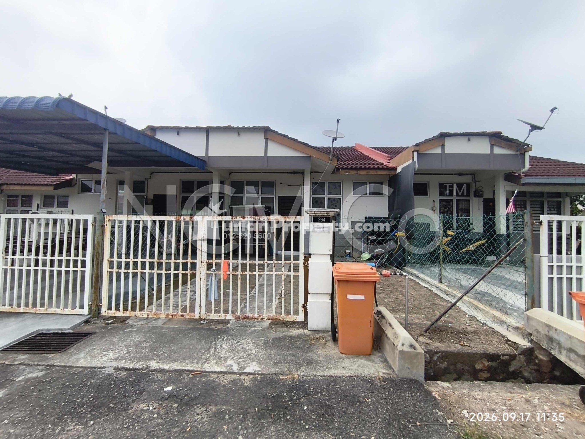 Terrace House For Auction at Taman Seri Mambau
