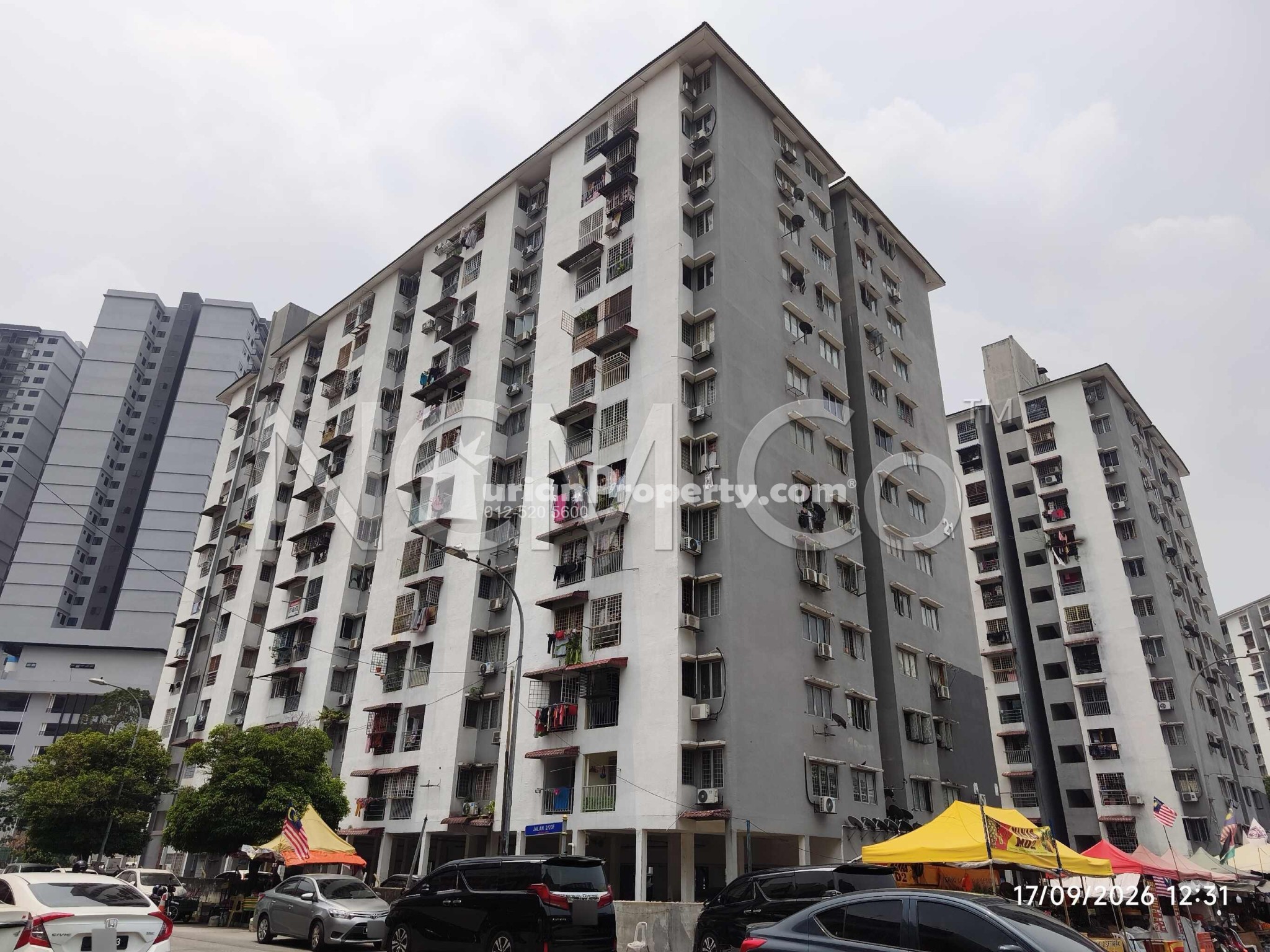 Apartment For Auction at Teratai Mewah Condominium