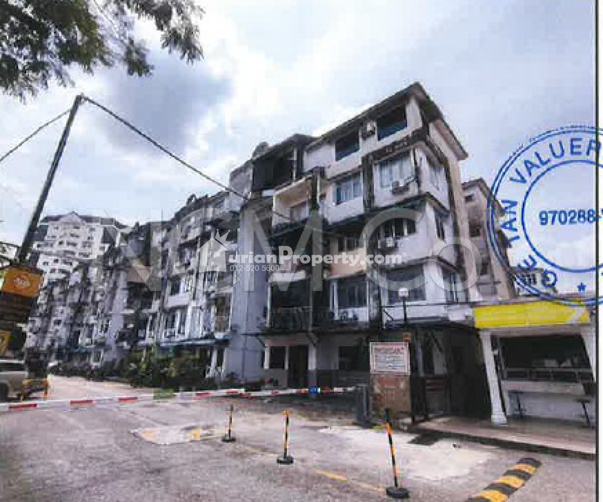 Apartment For Auction at The Astaria