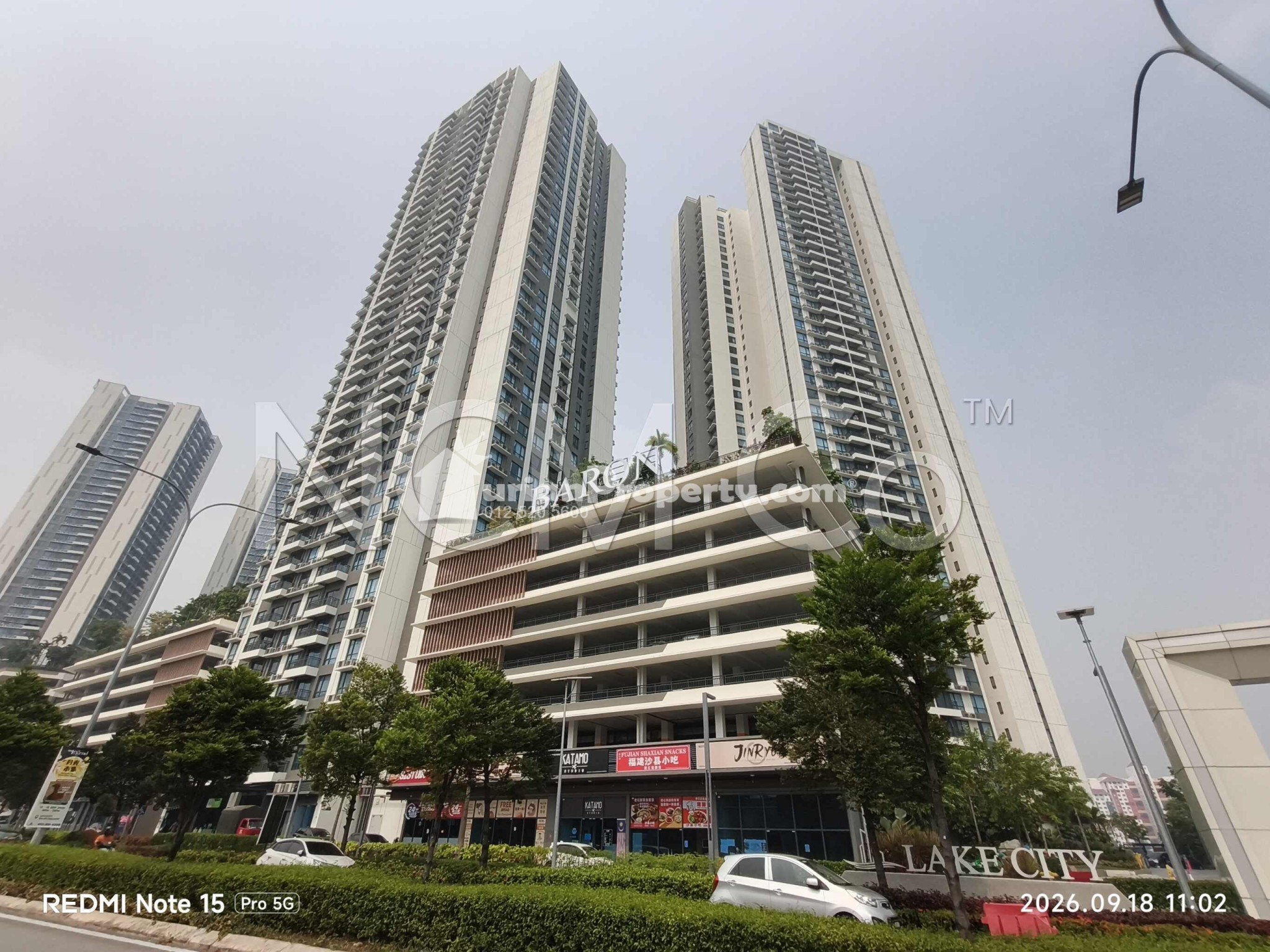 Serviced Residence For Auction at Baron Residence