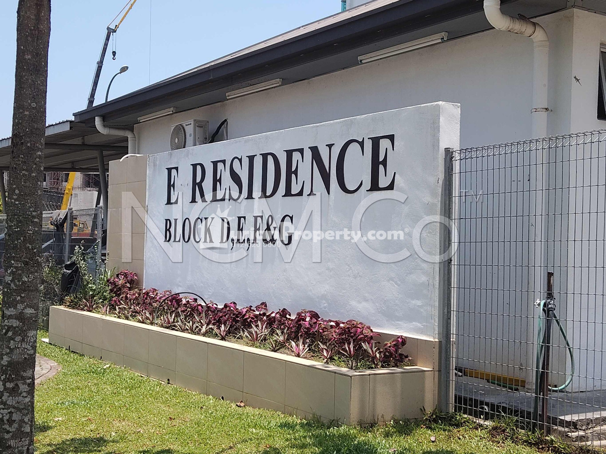 Apartment For Auction at E-Residence