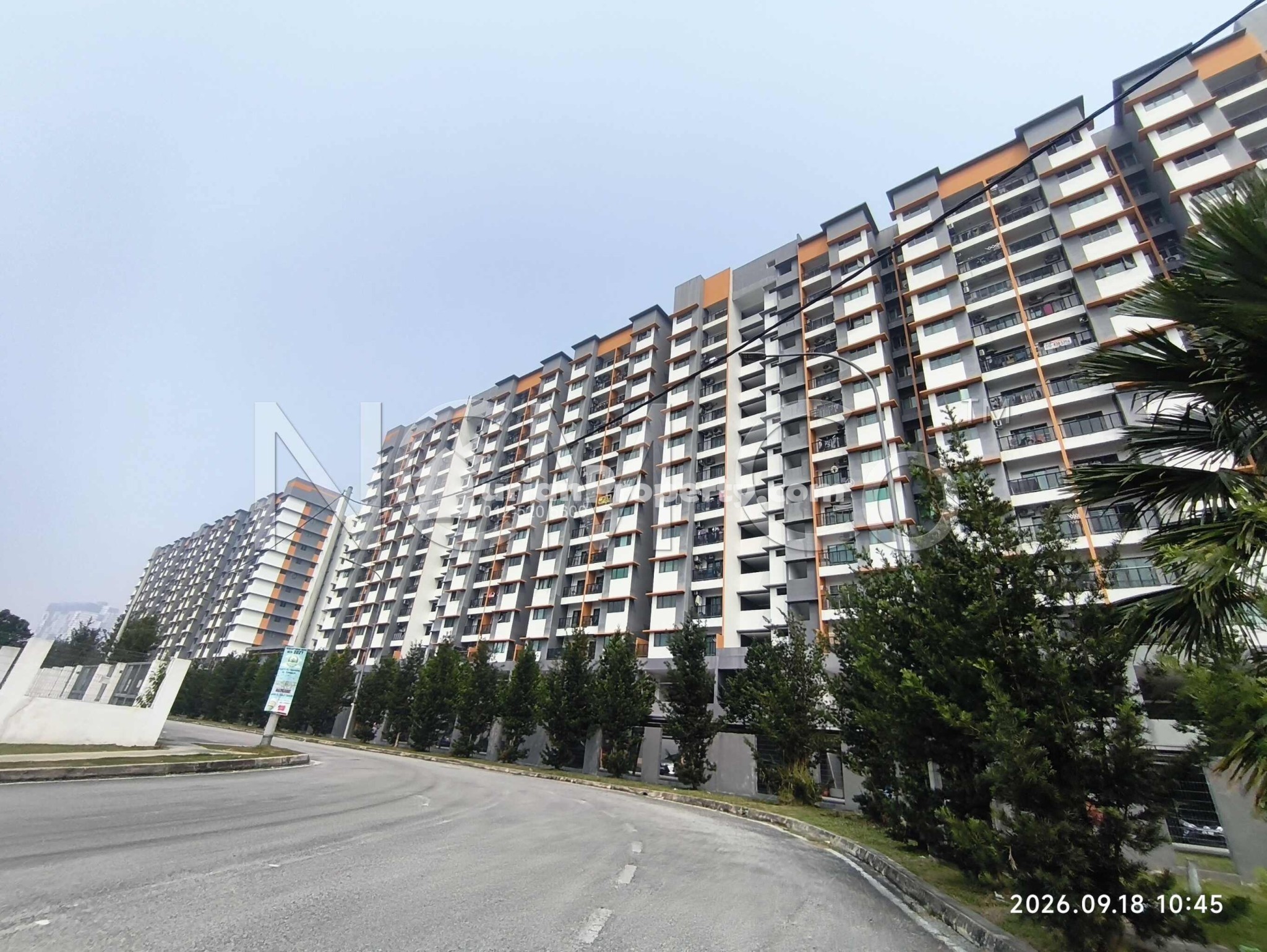 Apartment For Auction at Taman Zamrud