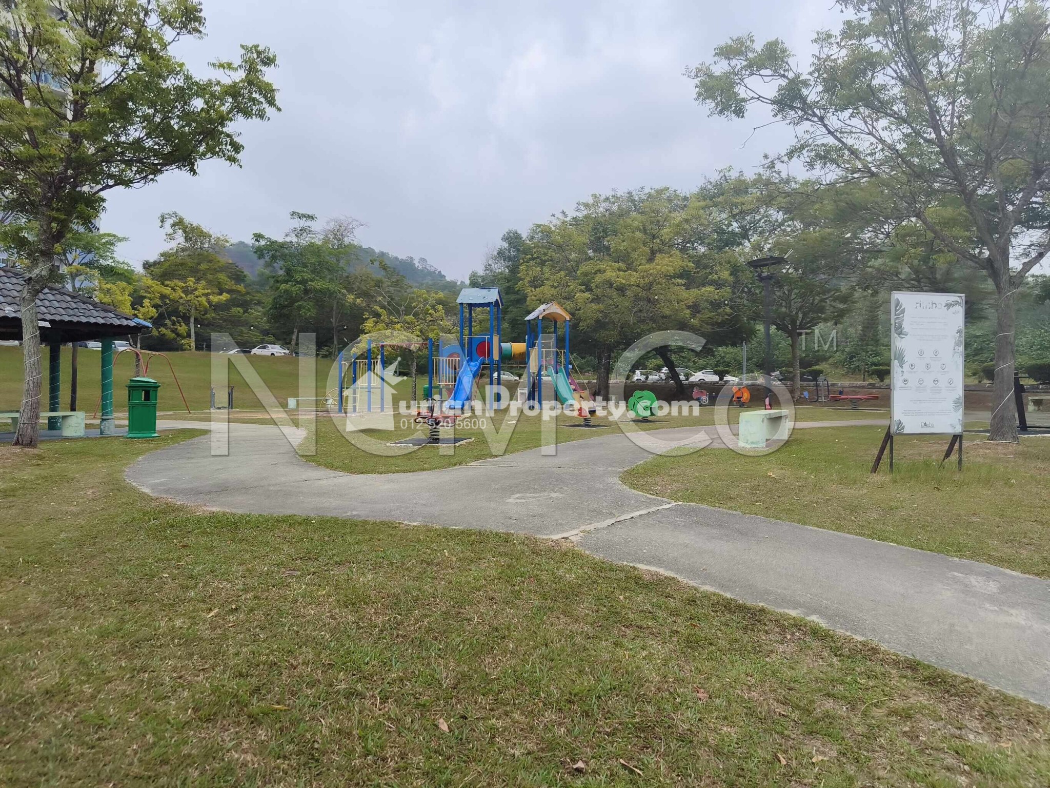 Apartment For Auction at Desaminium Rimba