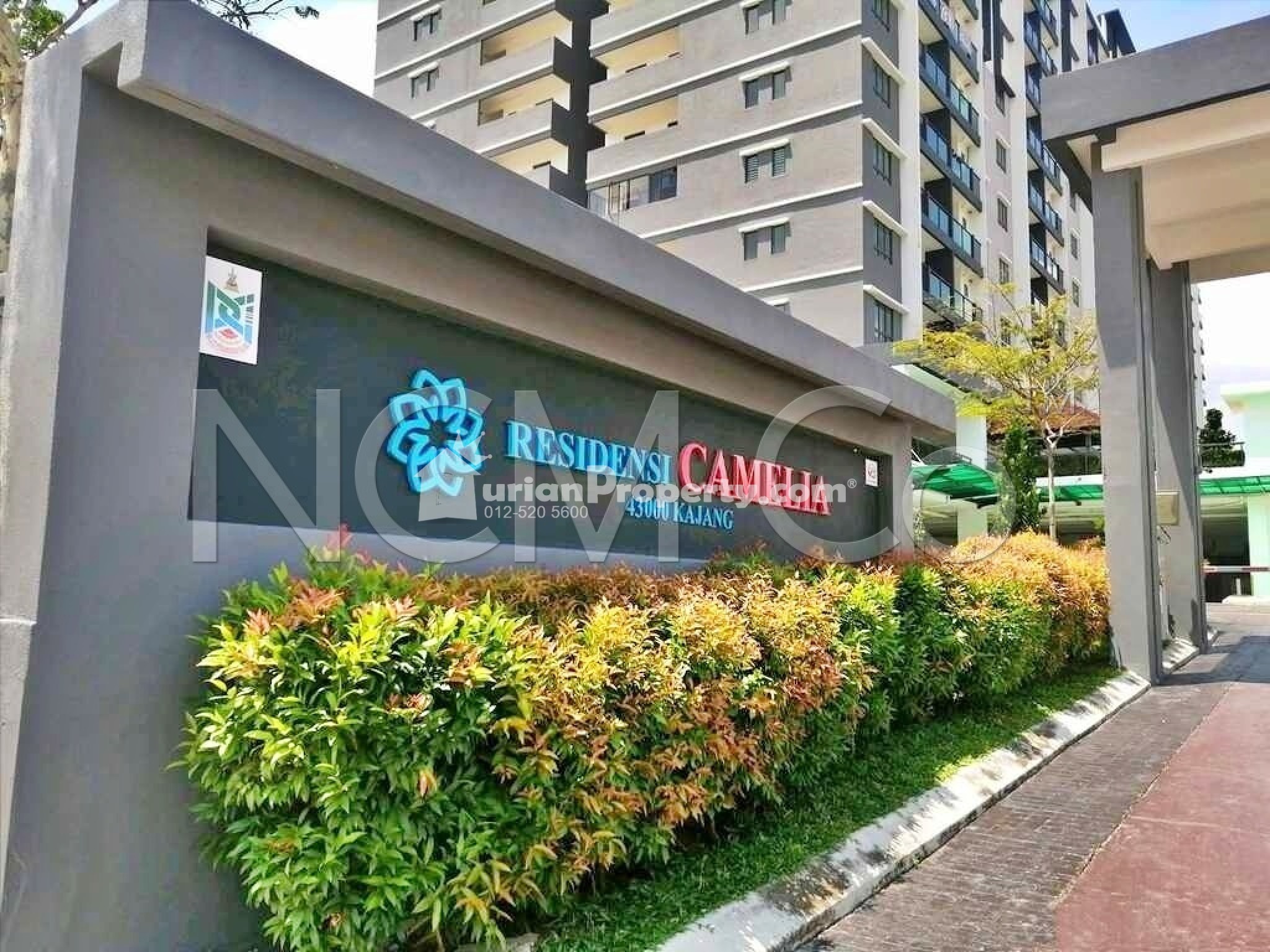 Condo For Auction at Camellia Residence
