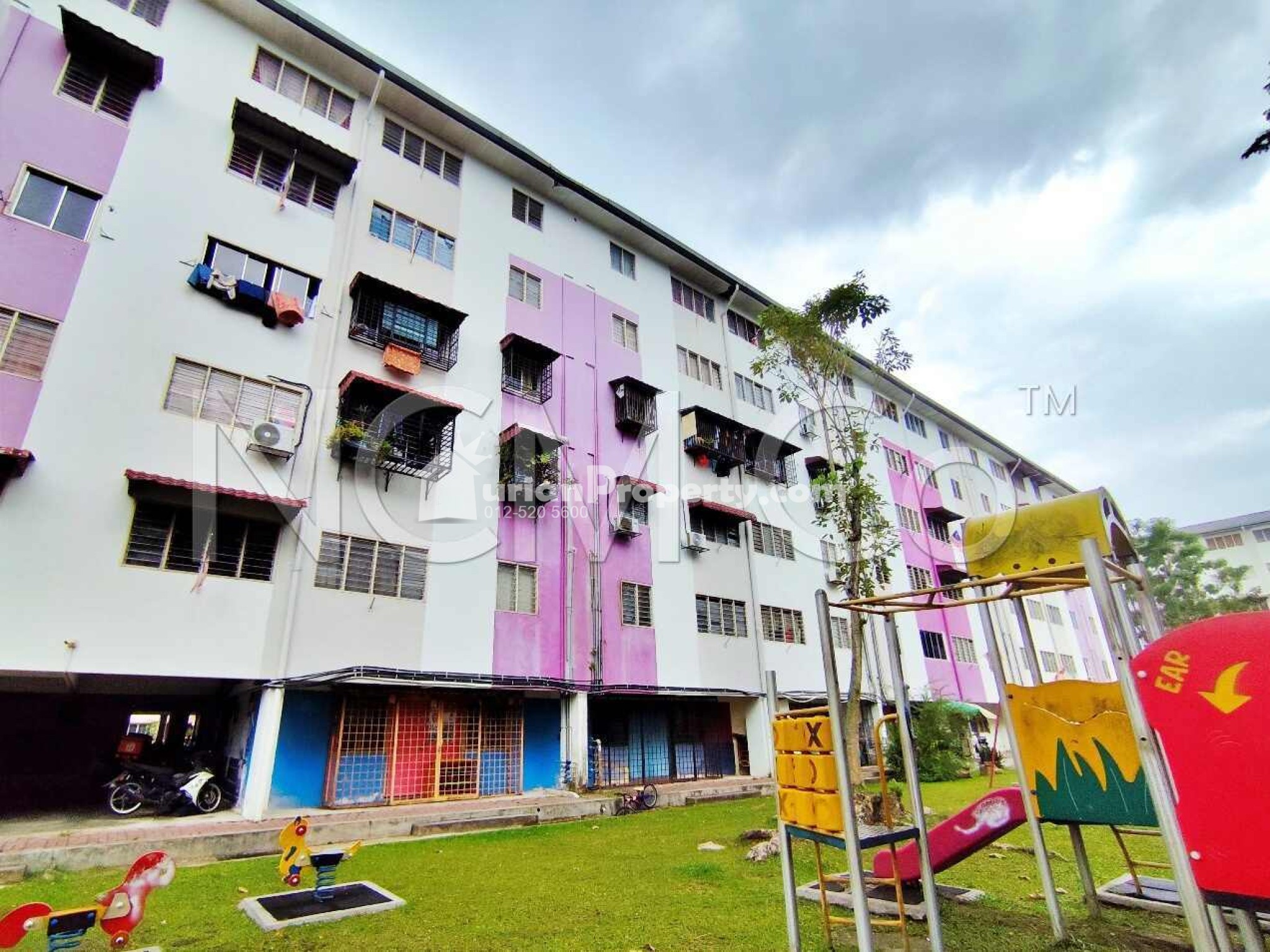 Flat For Auction at Subang Hijauan