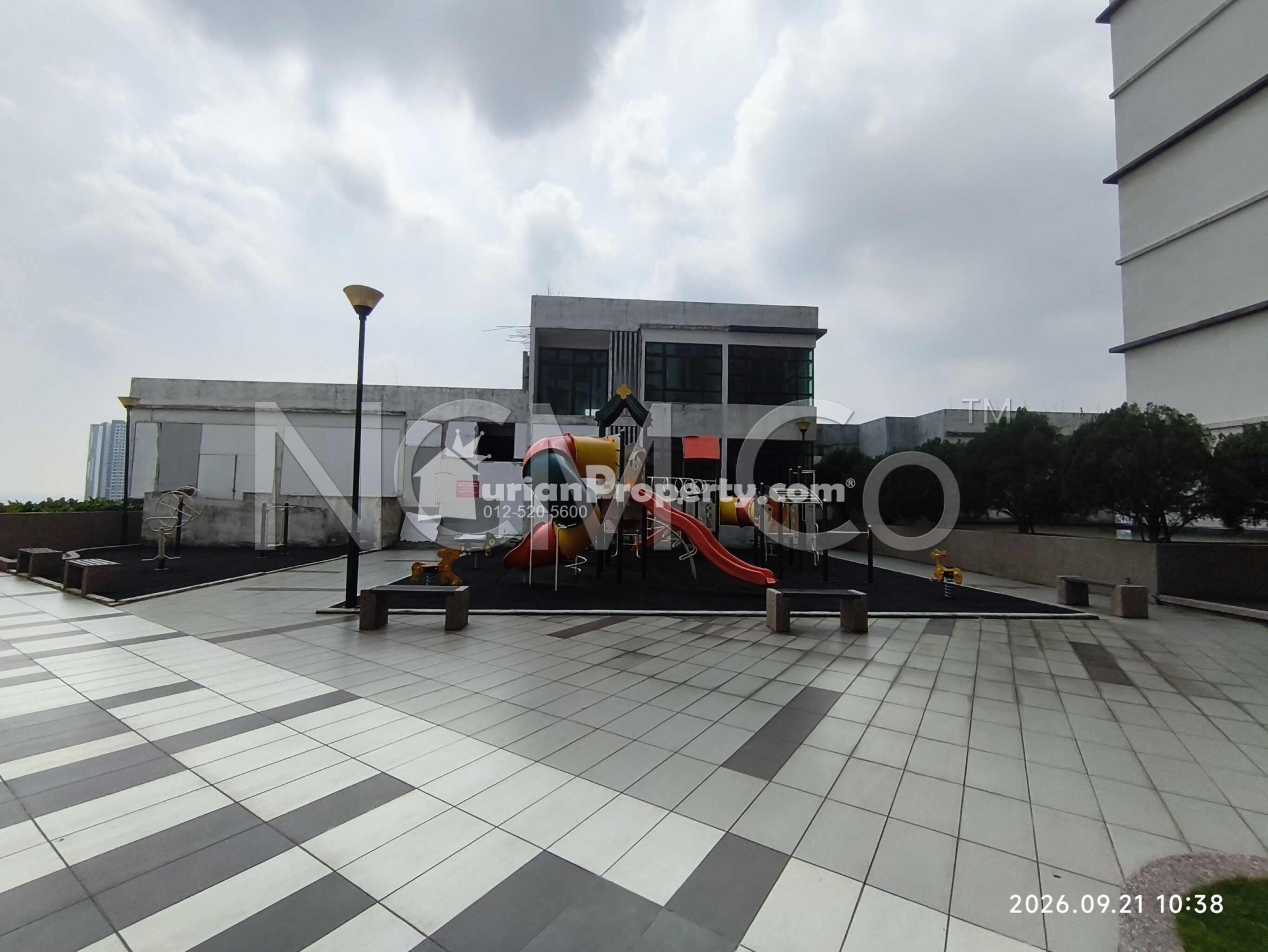 Serviced Residence For Auction at D'Summit Residence