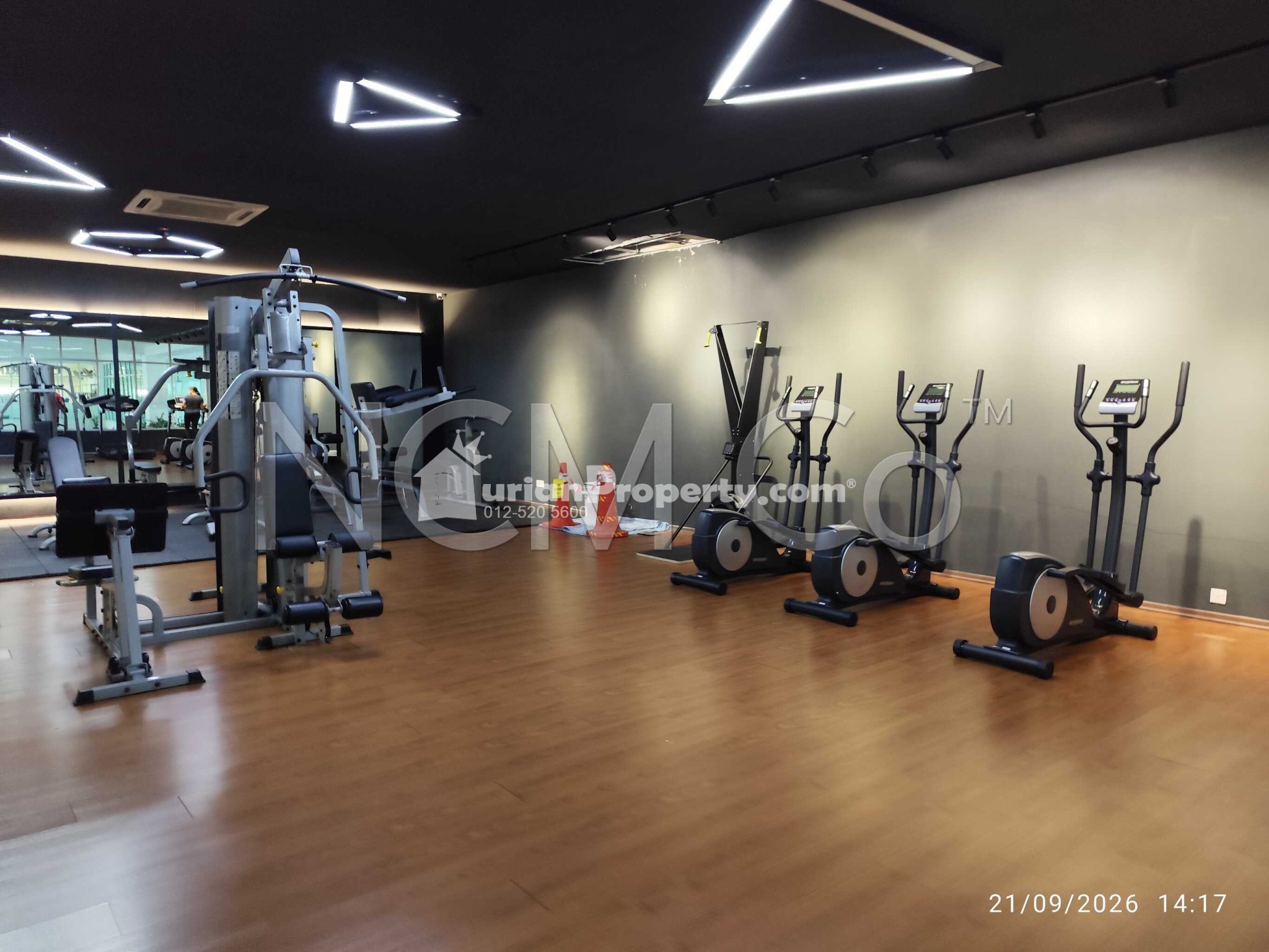 Serviced Residence For Auction at Twin Danga Residence
