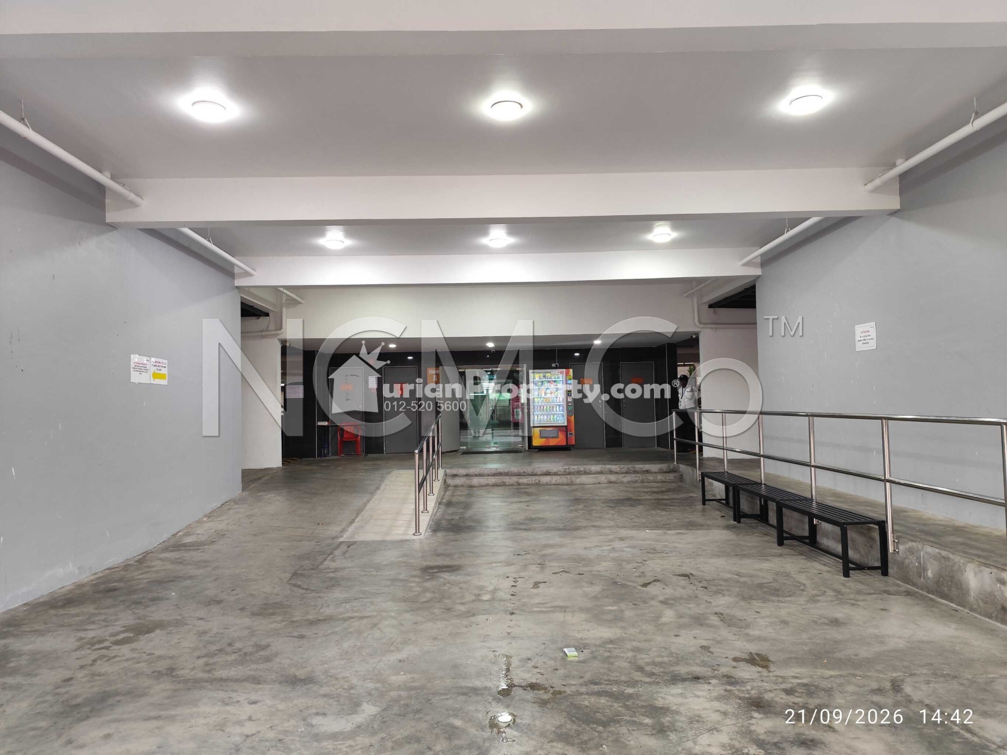 Serviced Residence For Auction at Twin Danga Residence