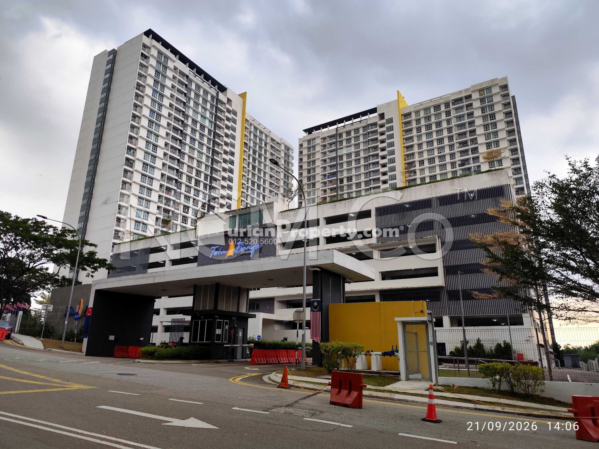 Serviced Residence For Auction at Twin Danga Residence